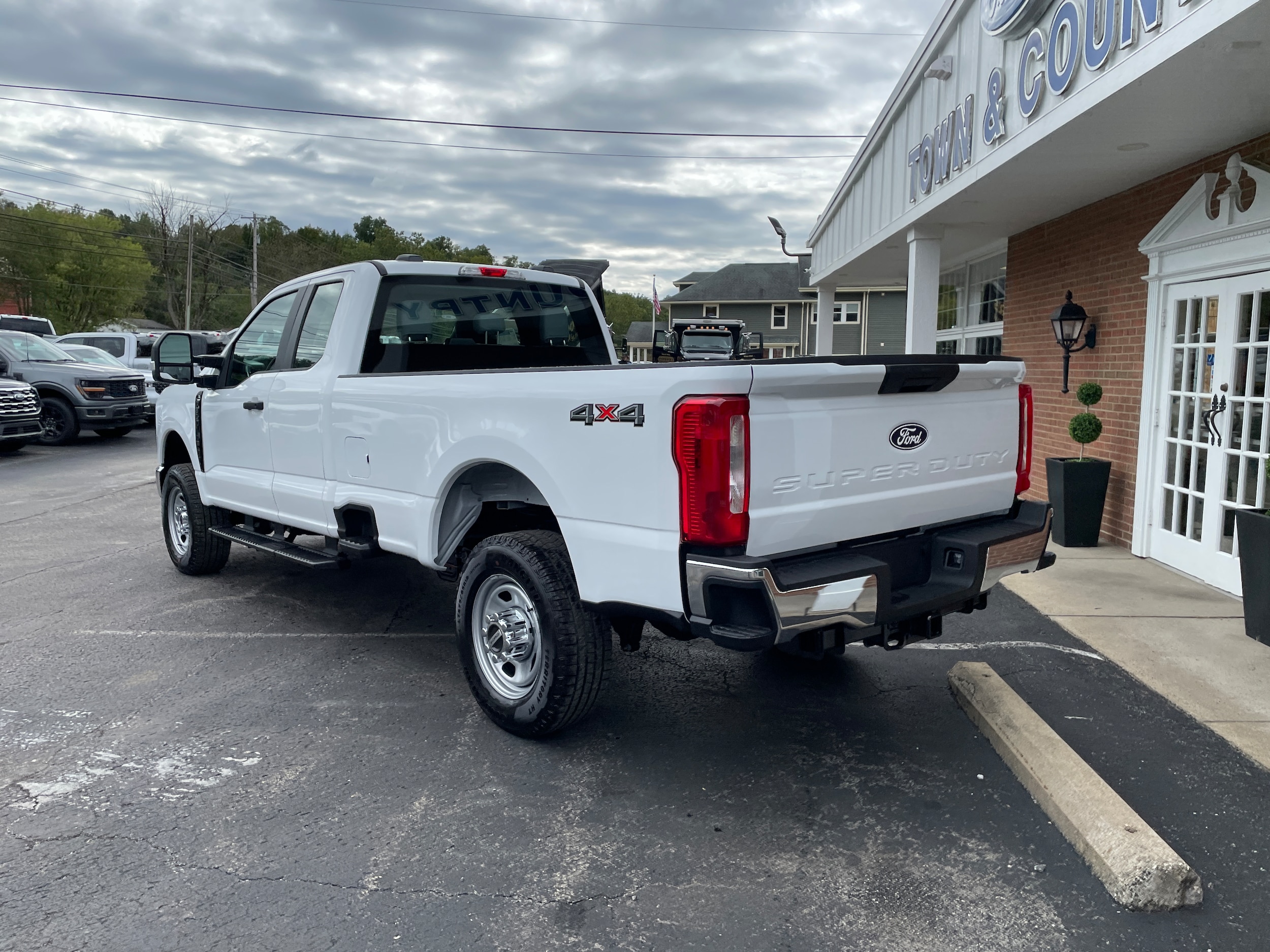 2027 Ford F-350 Pickup F-350&reg; XL Oxford White at Town & Country Ford