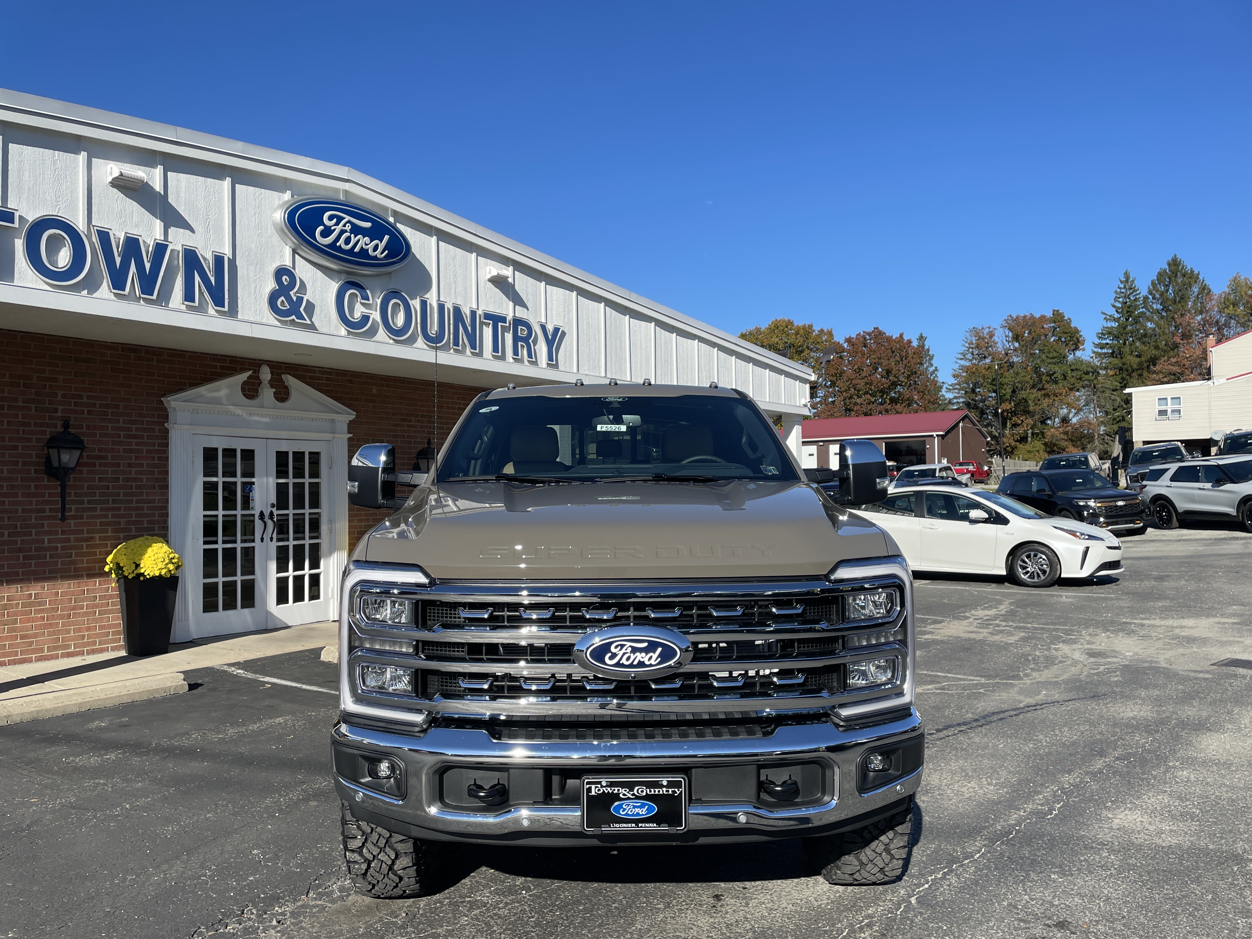 2027 Ford Super Duty photo 3 of 39