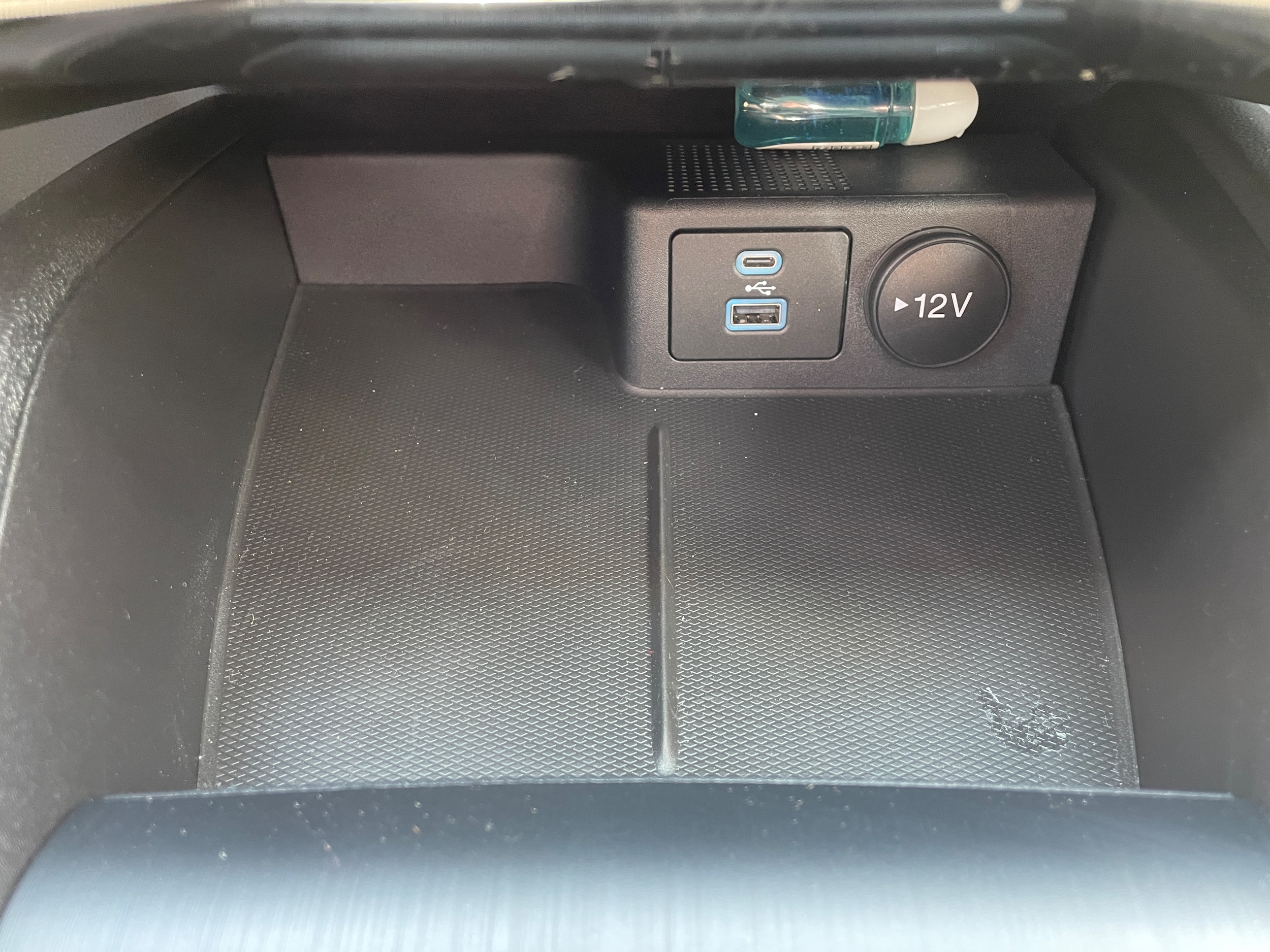 2022 Ford Escape SE Iced Blue Silver Metallic at Warne Motors
