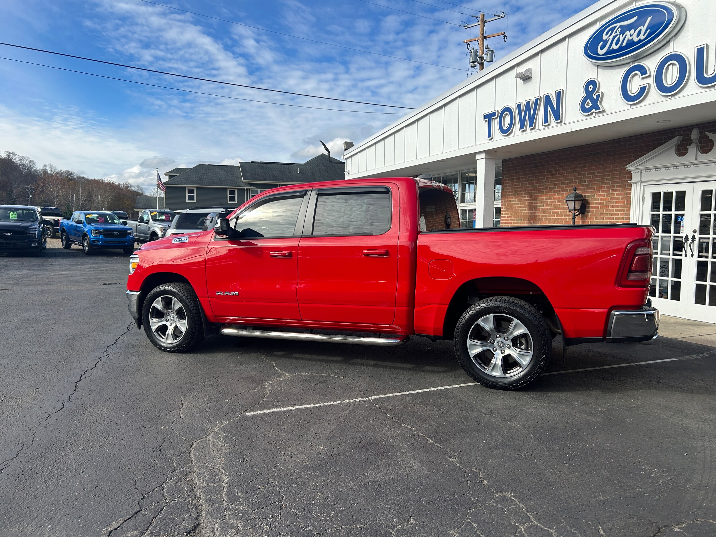 2024 Ram 1500 Laramie photo 2