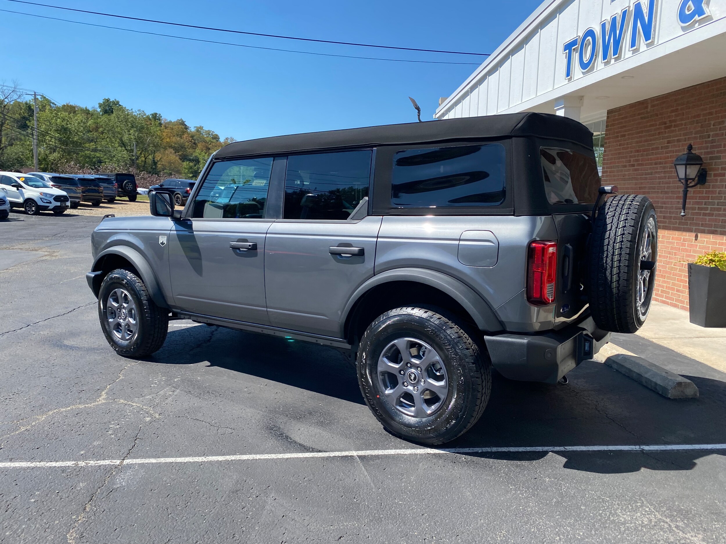 2025 Ford Bronco Big Bend Carbonized Gray Metallic at Town & Country Ford