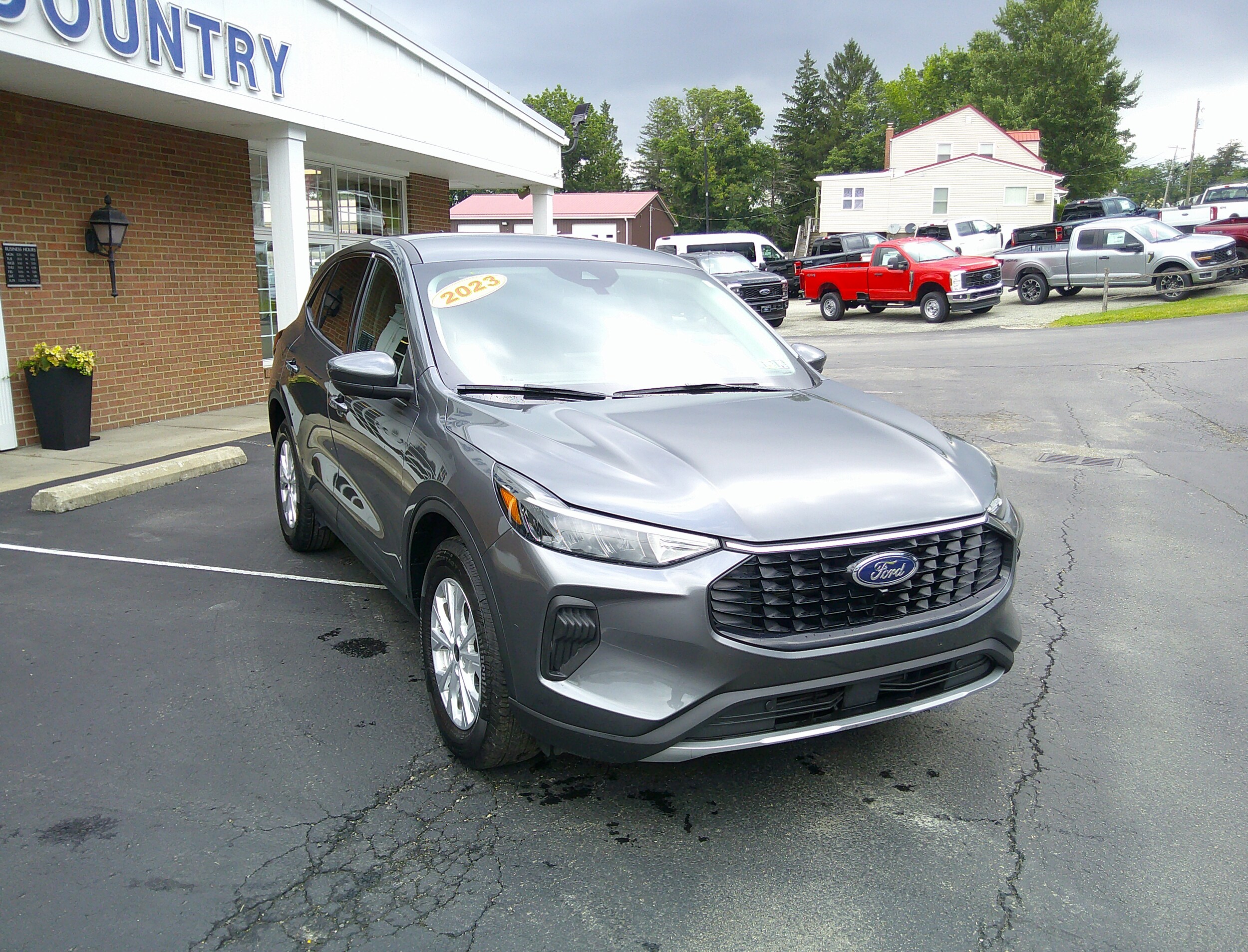 2023 Ford Escape Active photo 2
