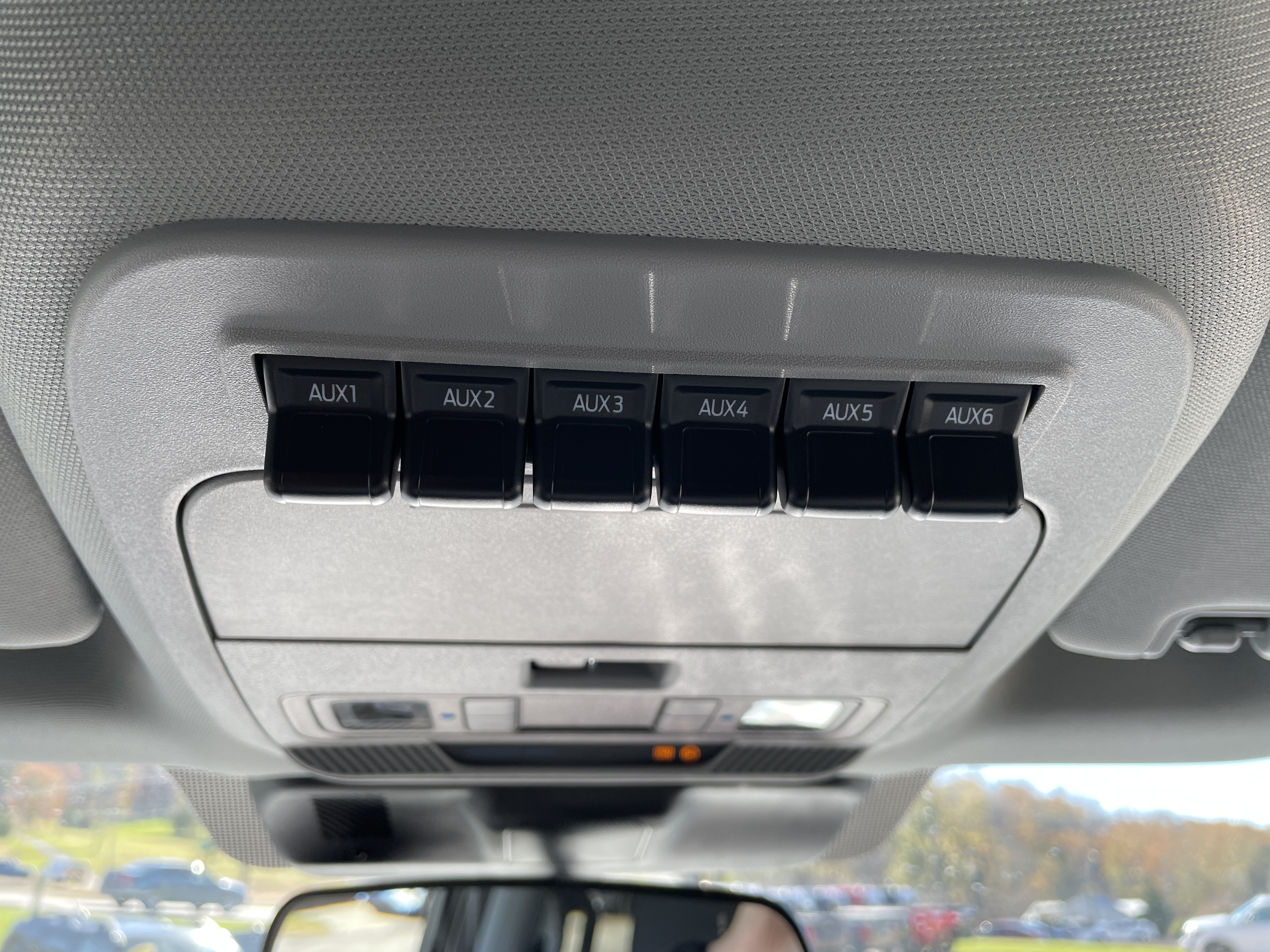 2027 Ford F-250 Pickup photo 24 of 33