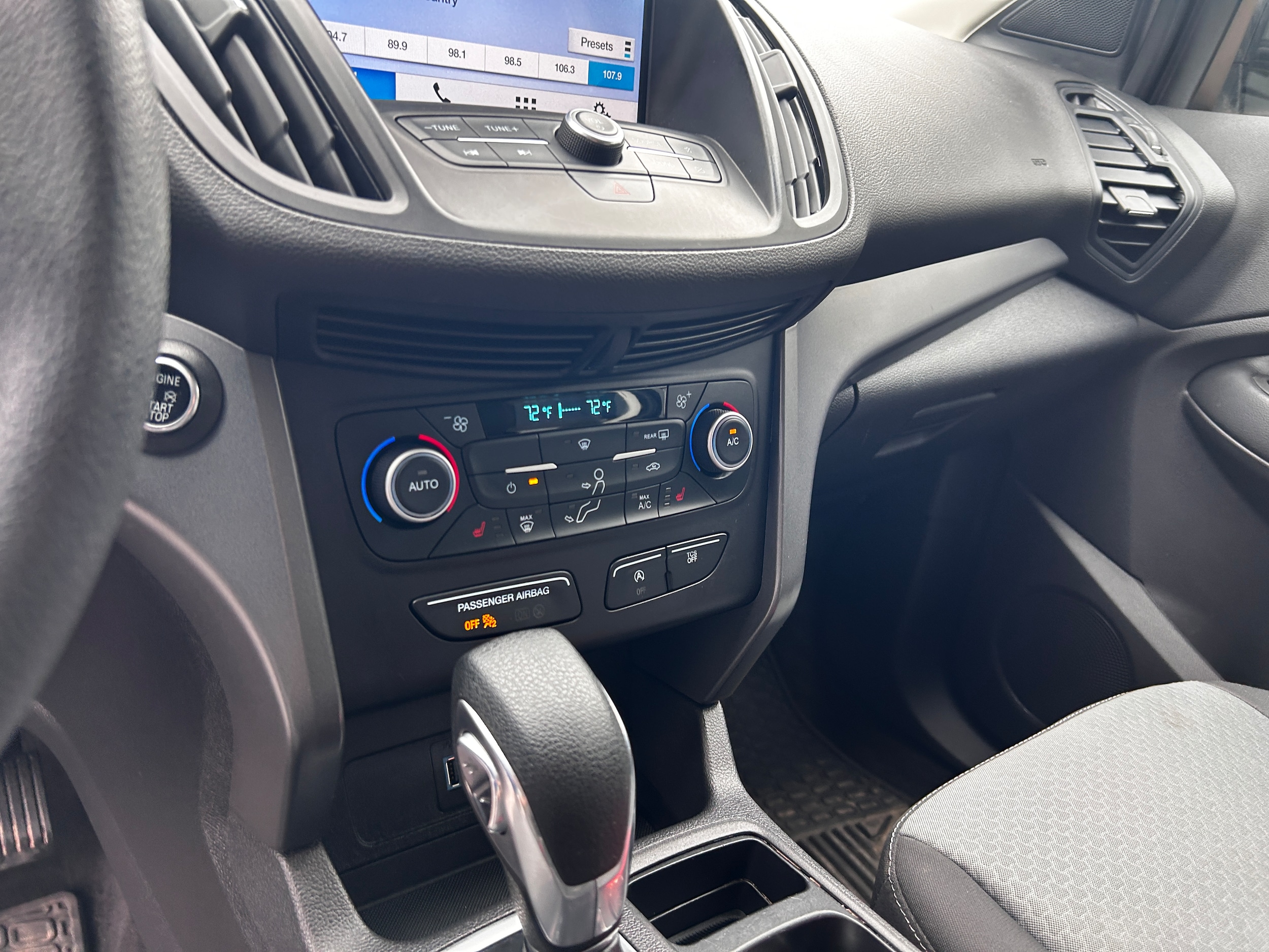 2019 Ford Escape SE Magnetic Metallic at Premiere Auto Sales