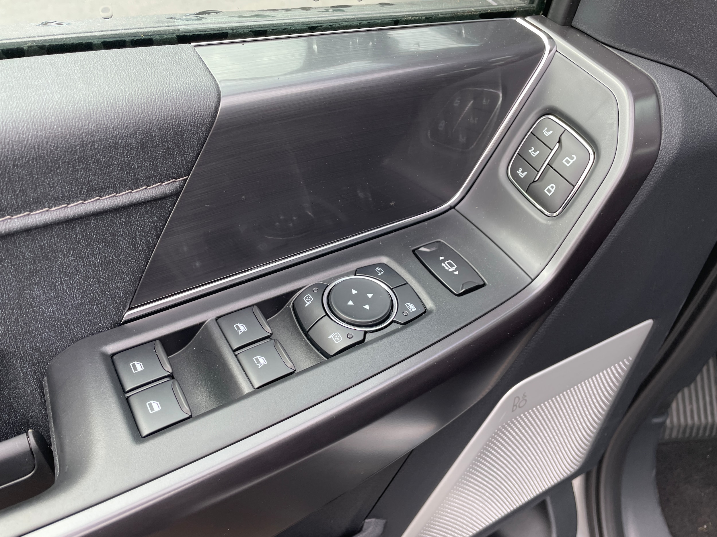 2026 Ford F-150 Lariat Iconic Silver Metallic at Washington Ford