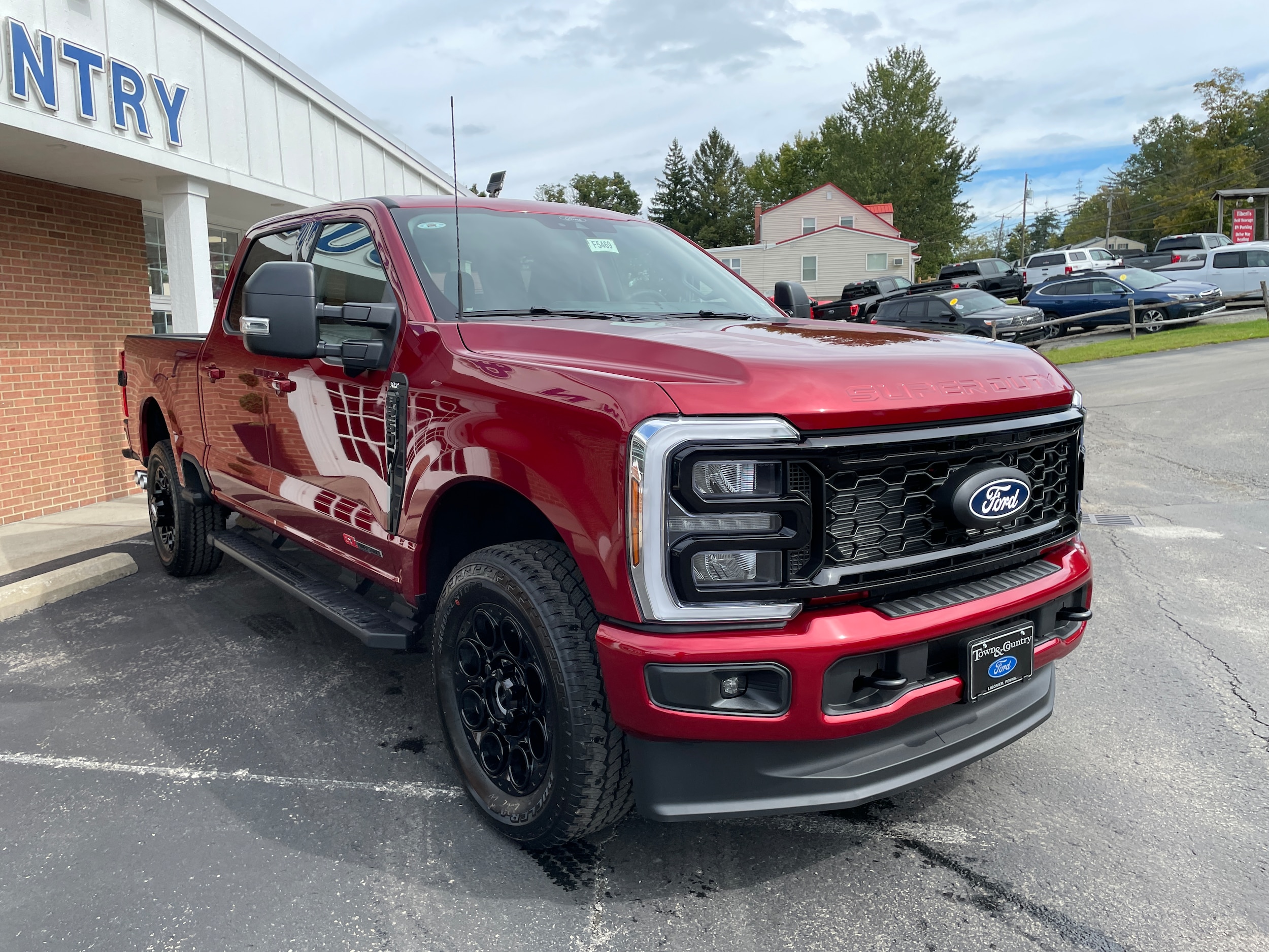 2027 Ford F-250 Pickup photo 15 of 40
