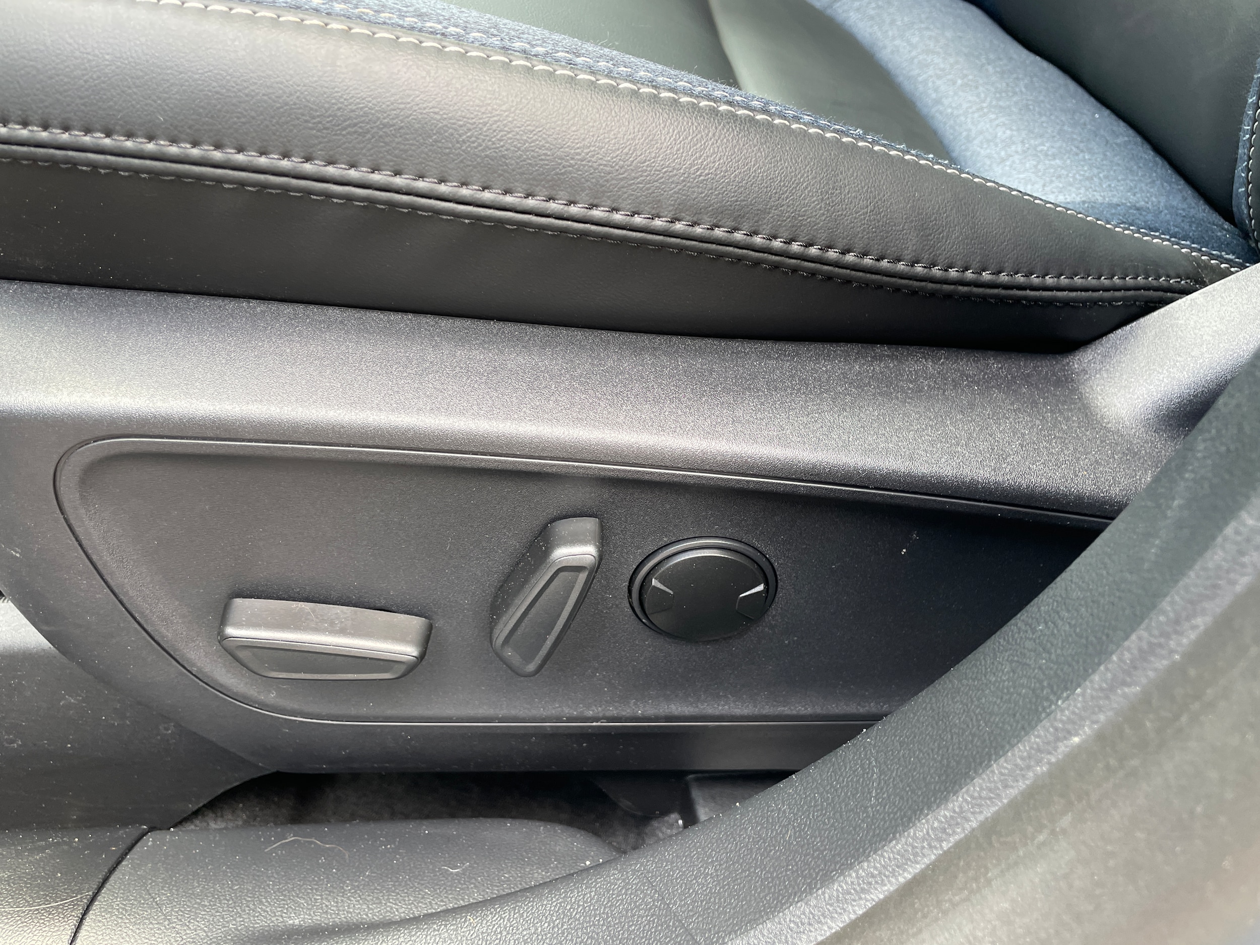 2025 Ford Bronco Sport Outer Banks Azure Gray Metallic Tri-Coat at Town & Country Ford