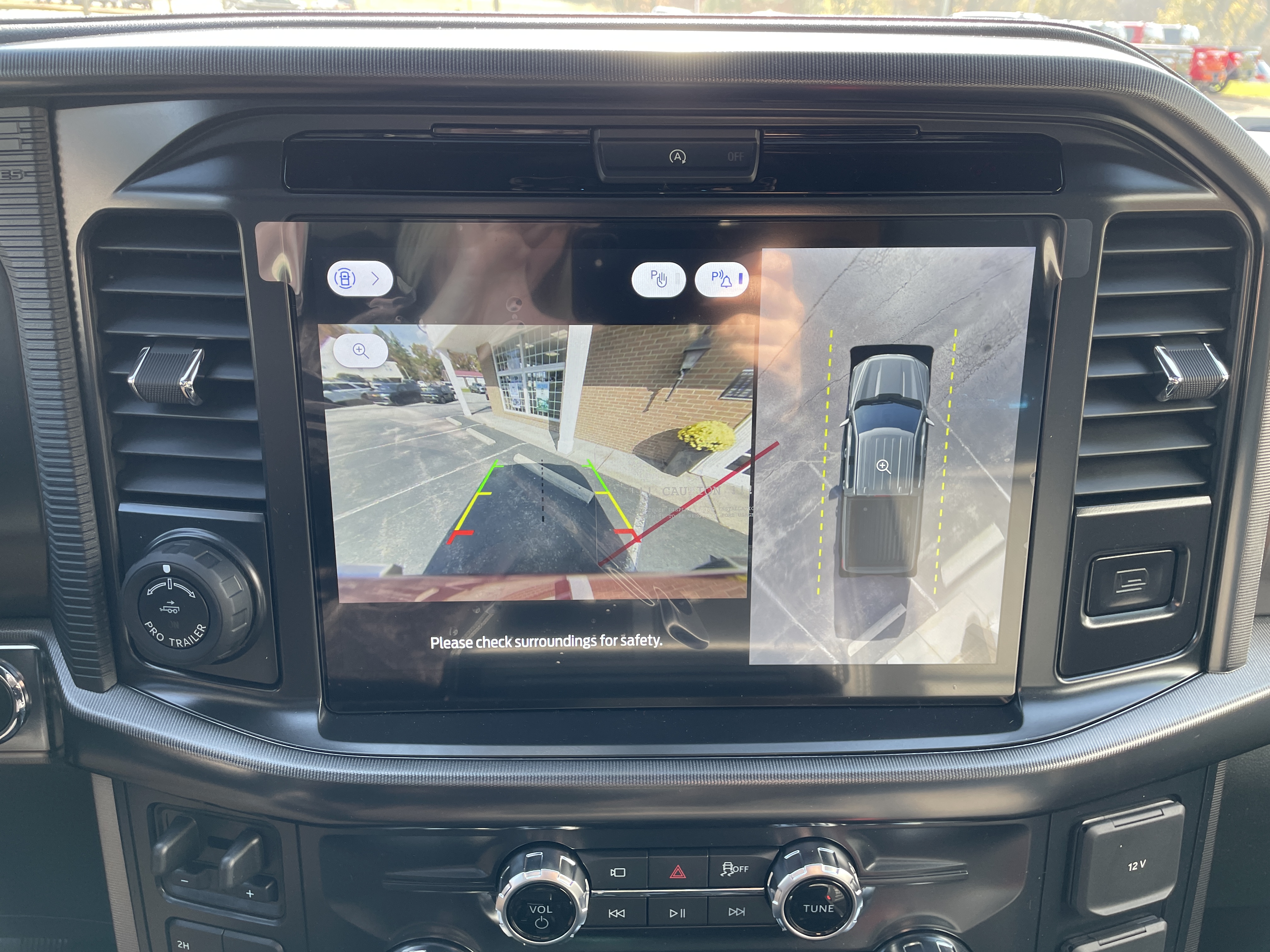 2026 Ford F-150 photo 31 of 40
