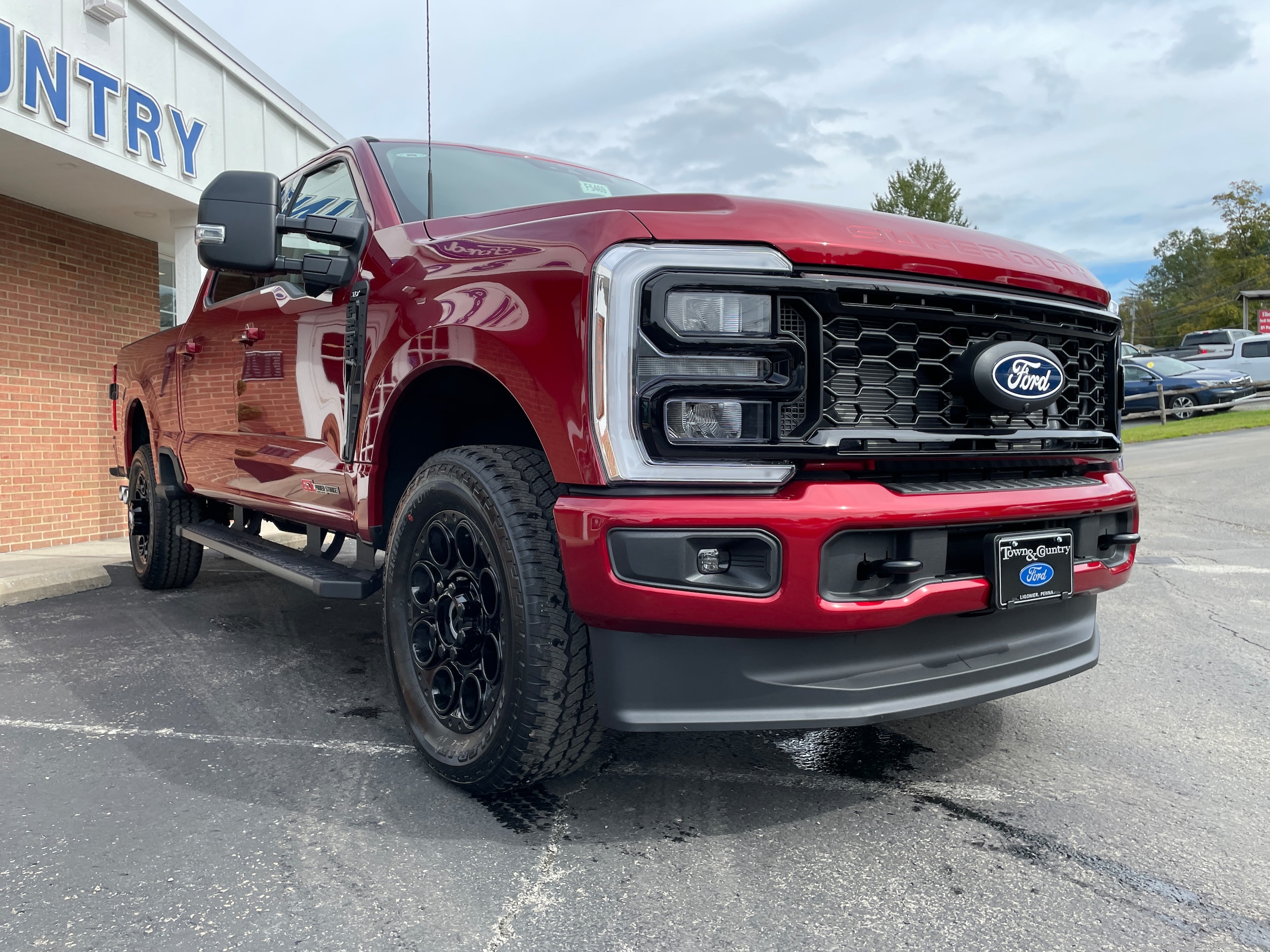 2027 Ford F-250 Pickup photo 16 of 40