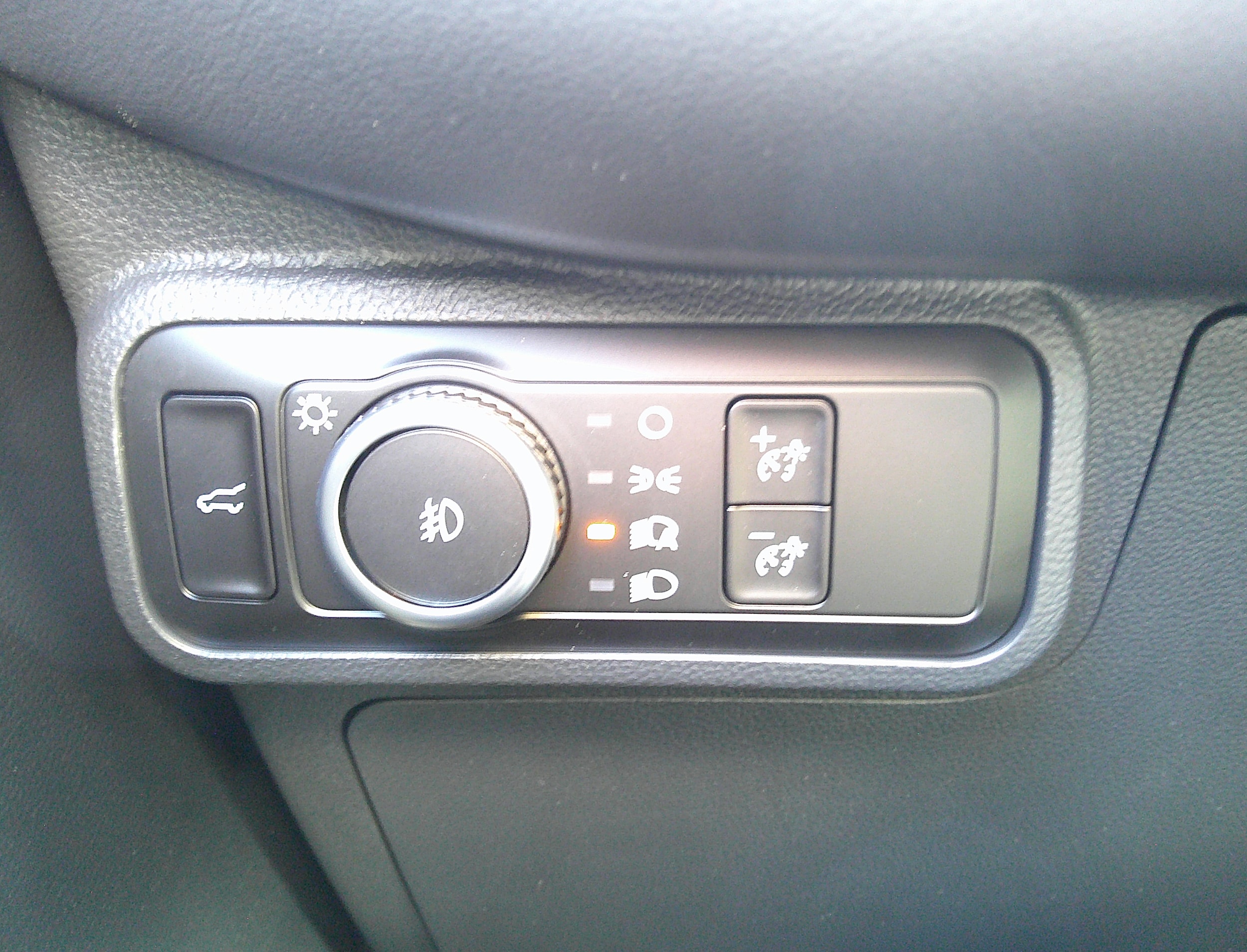2026 Ford Explorer ST Star White Metallic Tri-Coat at Town & Country Ford