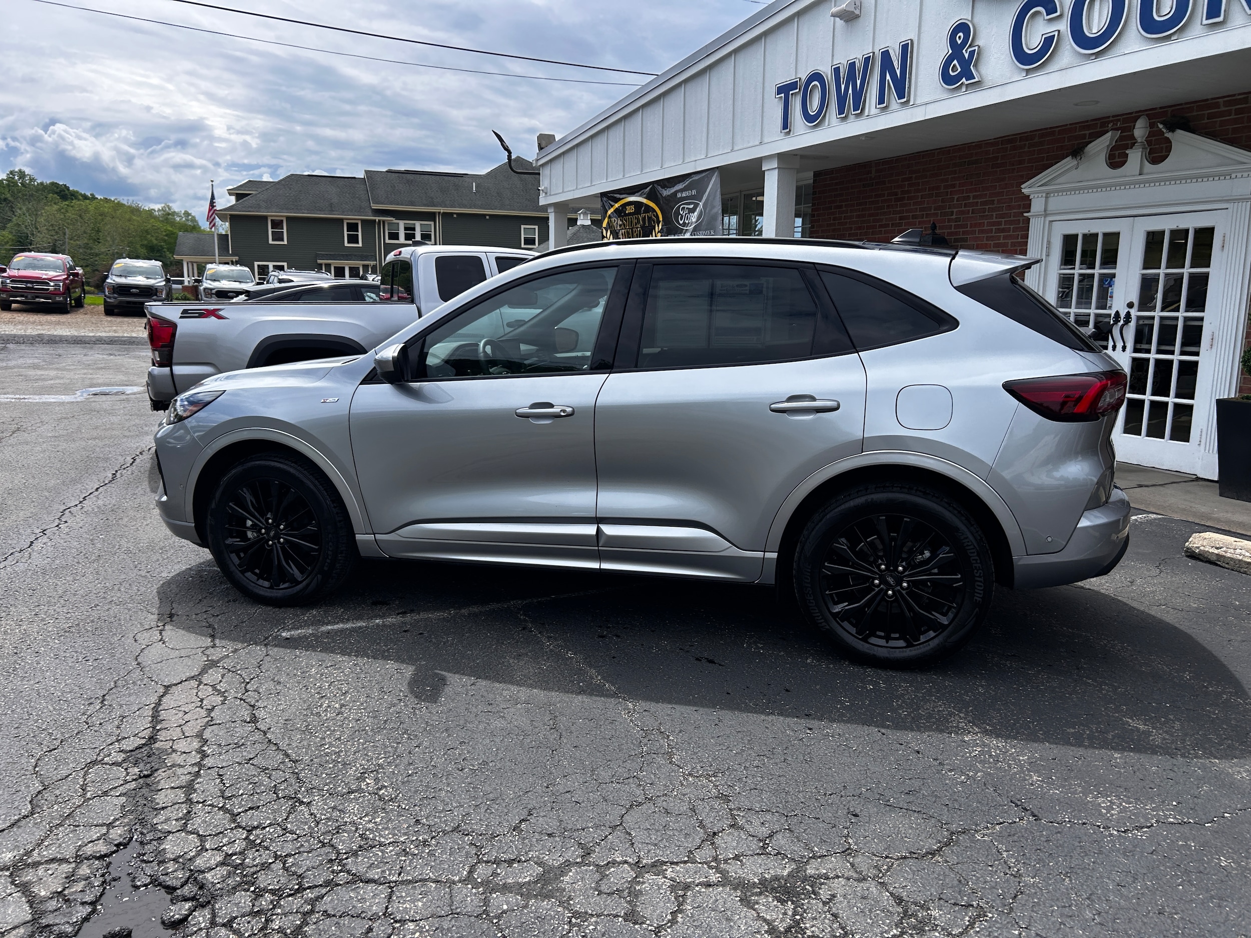 2023 Ford Escape ST-Line Elite Iconic Silver Metallic at Town & Country Ford