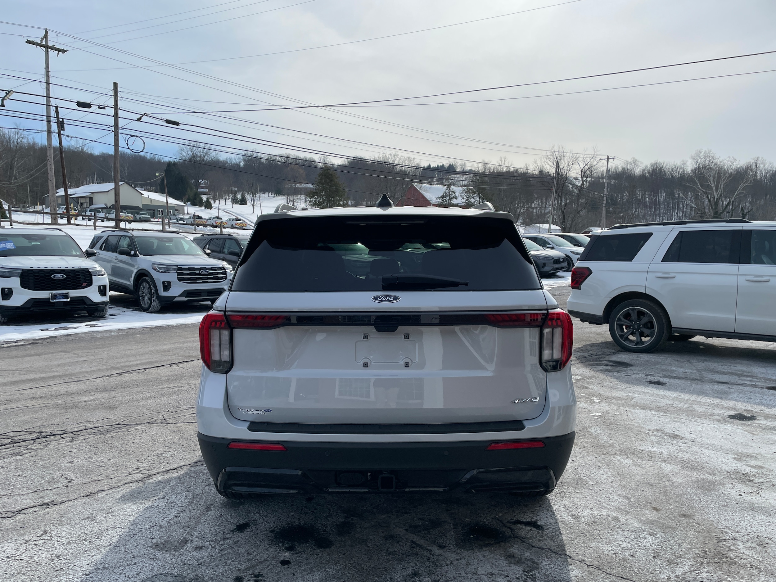 2026 Ford Explorer ST-Line - 5