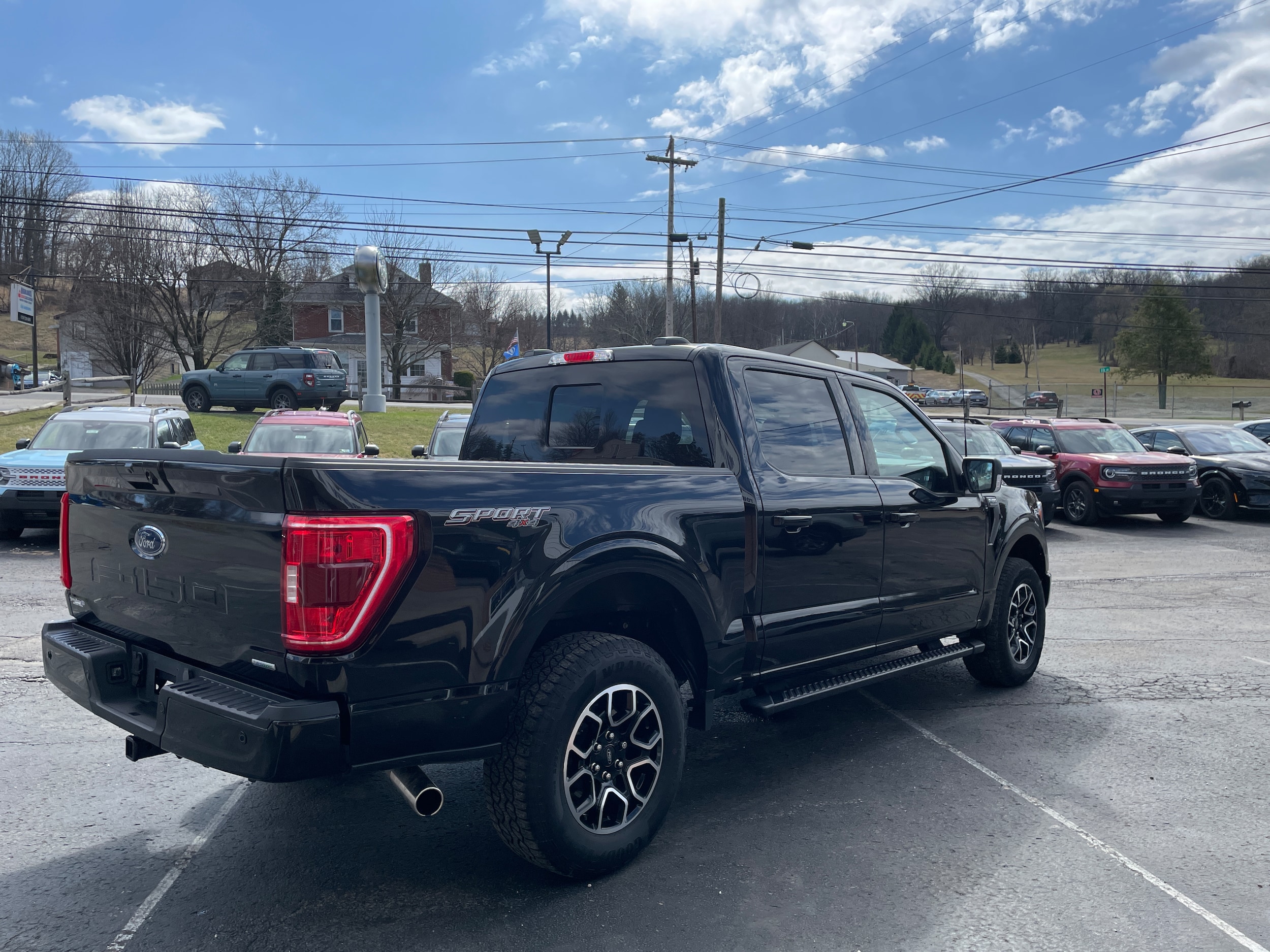 2023 Ford F-150 XLT - 4