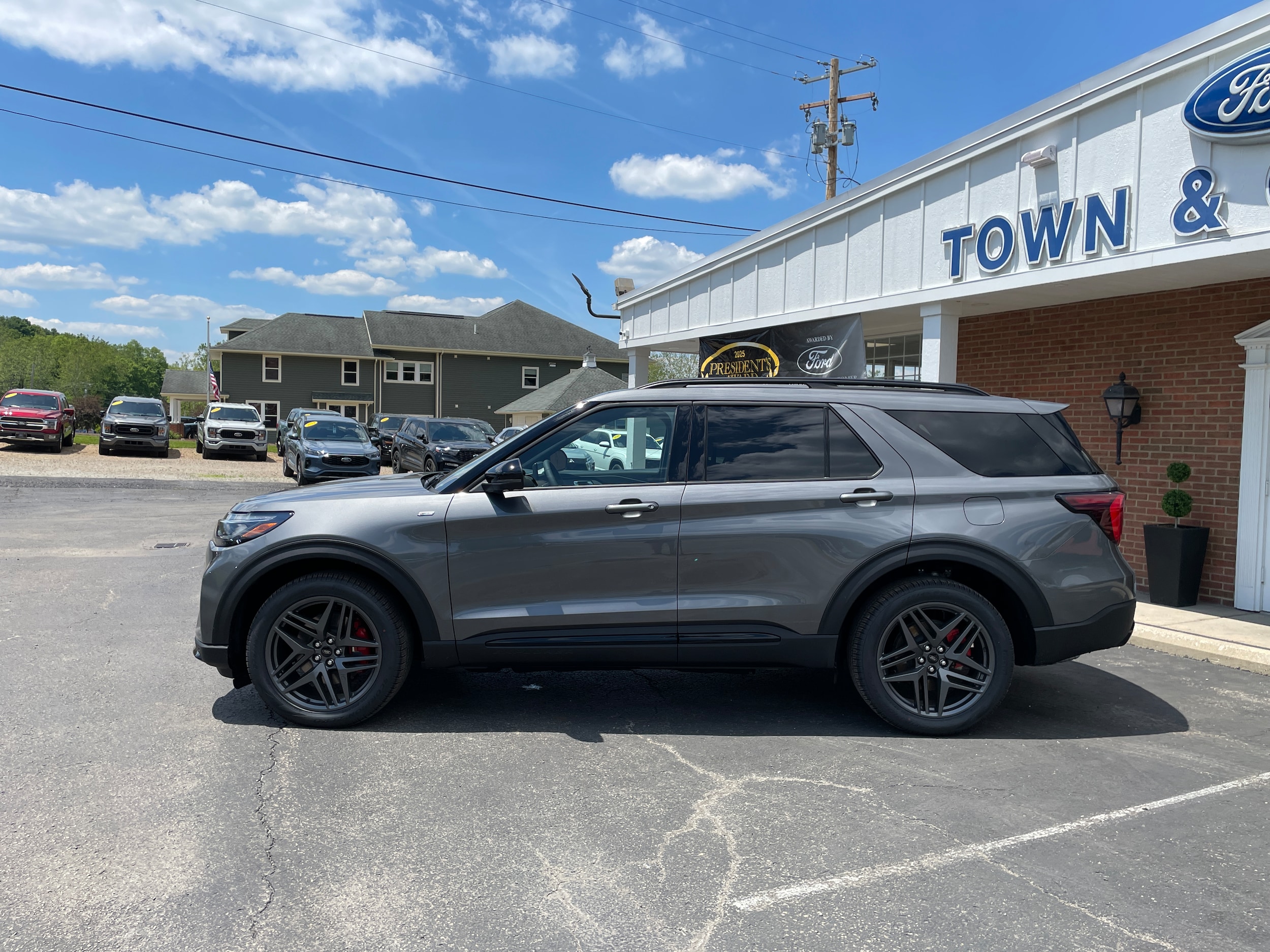 2026 Ford Explorer ST-Line Carbonized Gray Metallic at Town & Country Ford