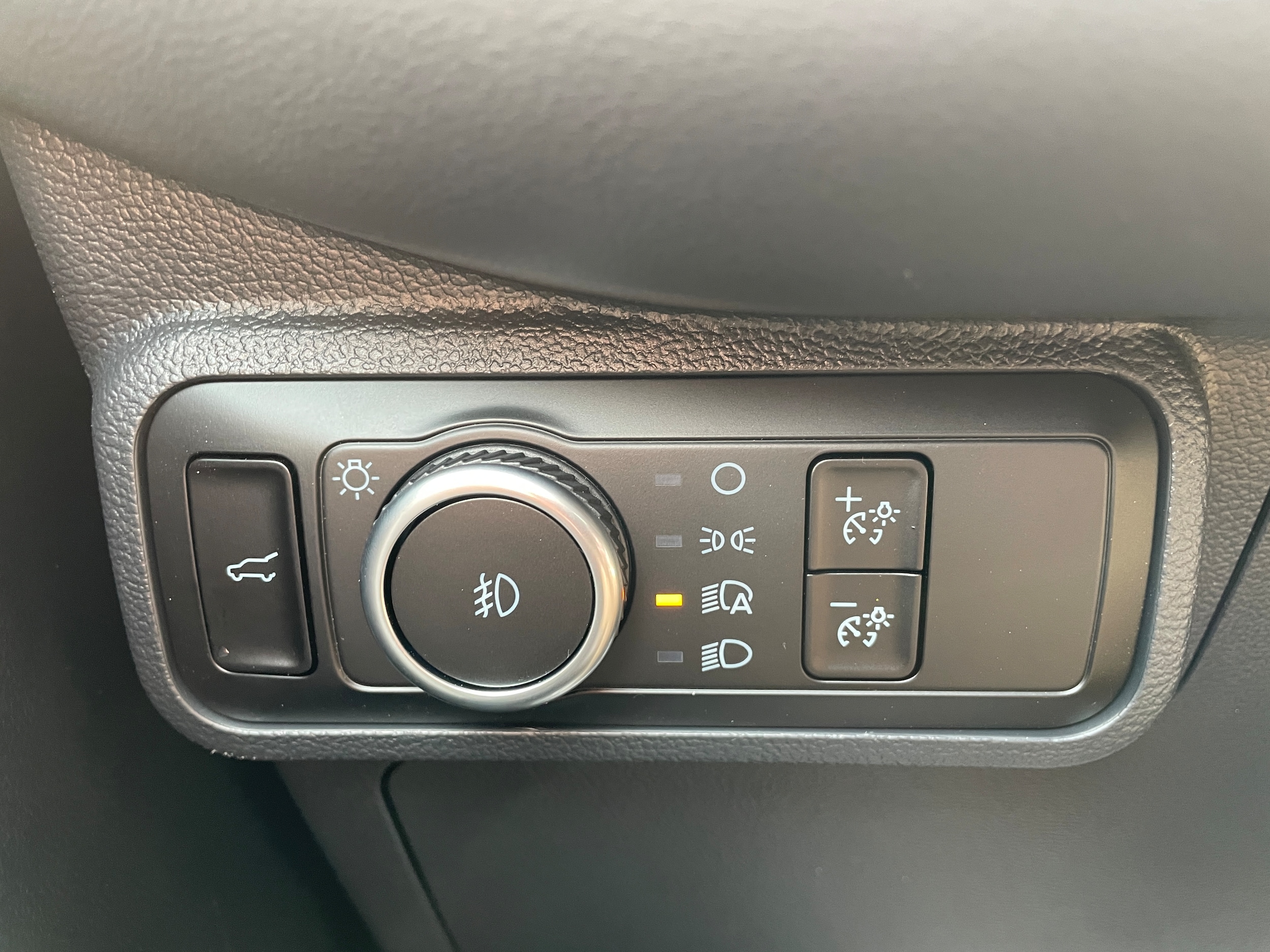 2026 Ford Explorer ST-Line Star White Metallic Tri-Coat at Town & Country Ford