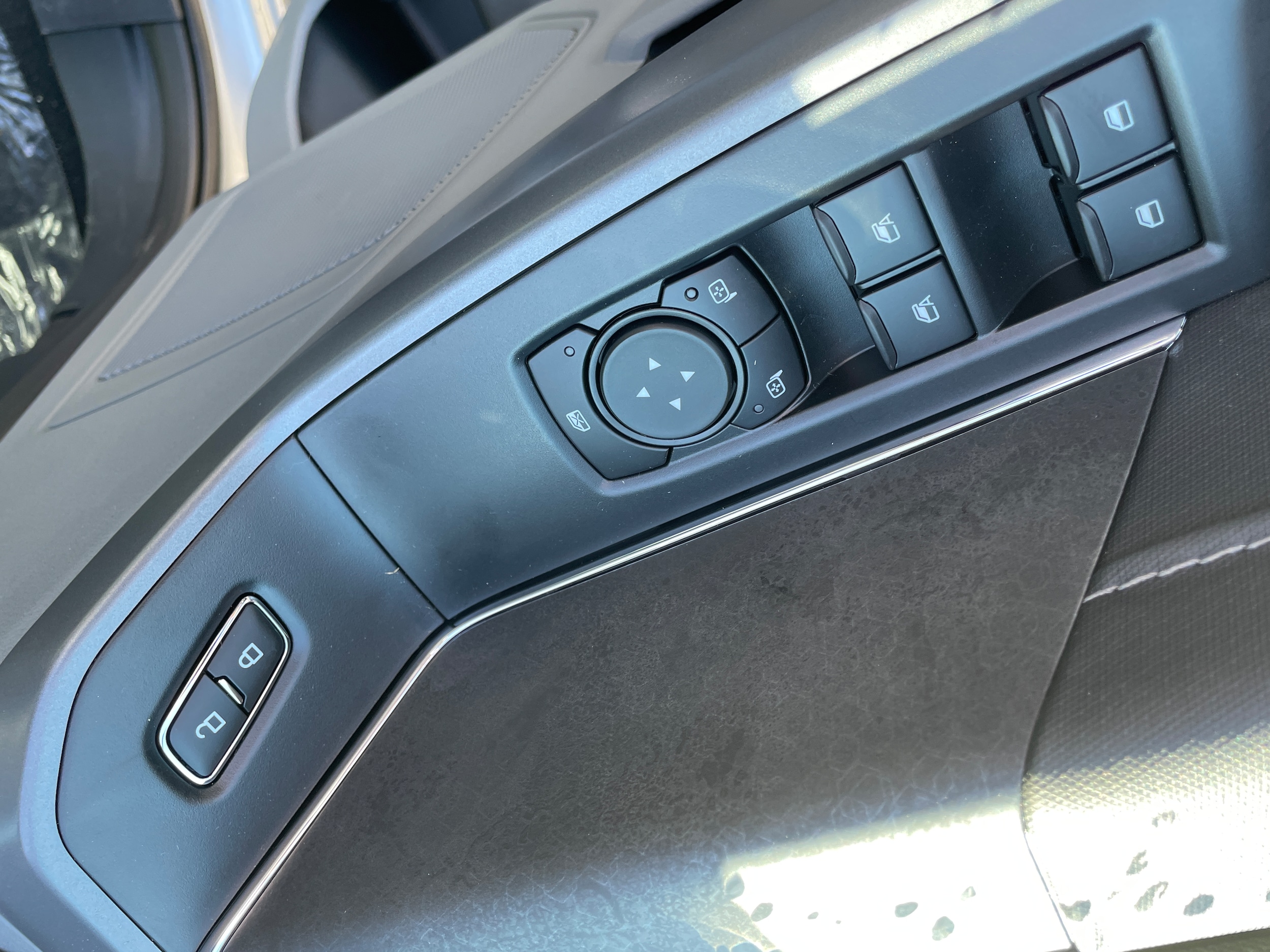 2026 Ford F-150 photo 14 of 33