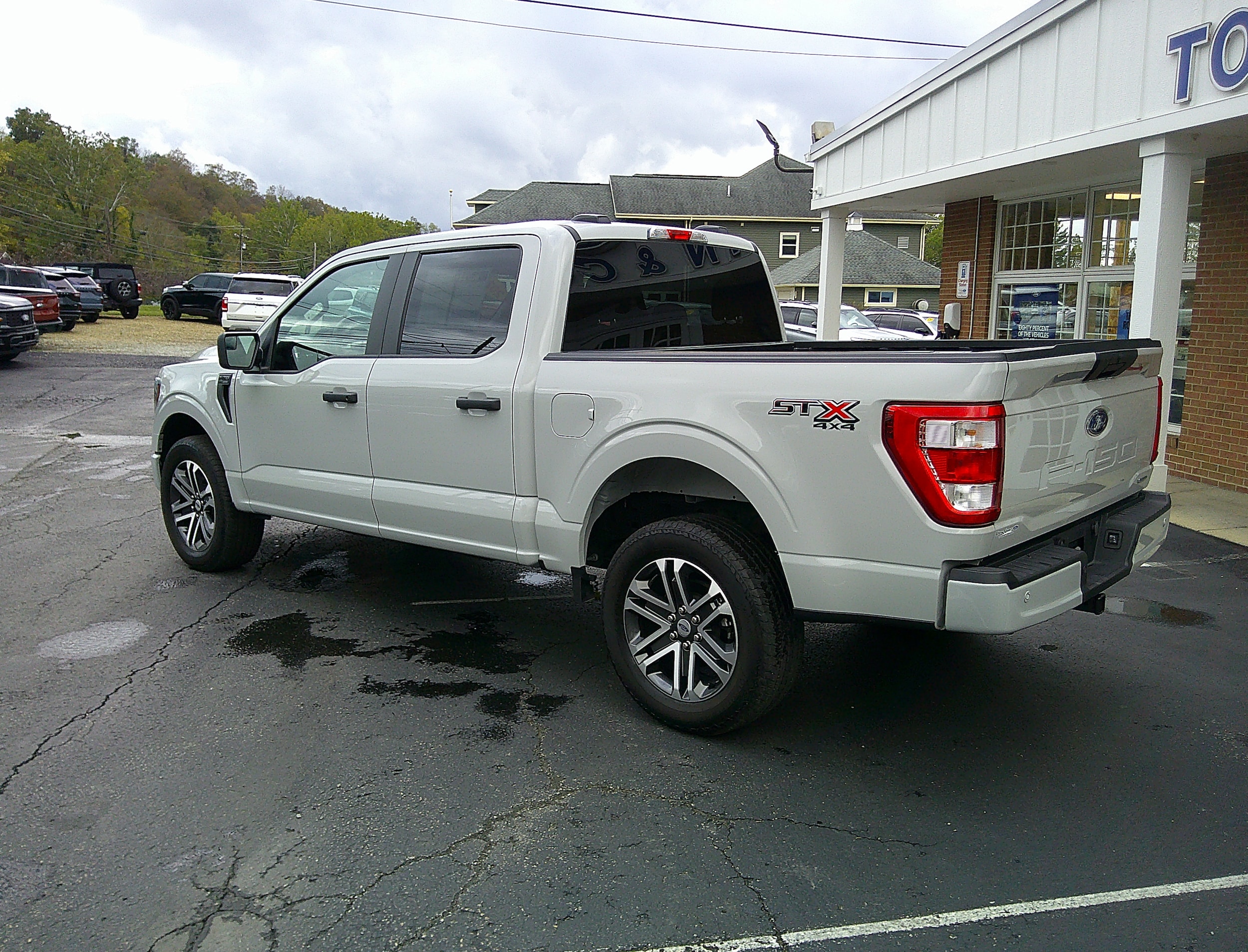 2023 Ford F-150 STX - 8
