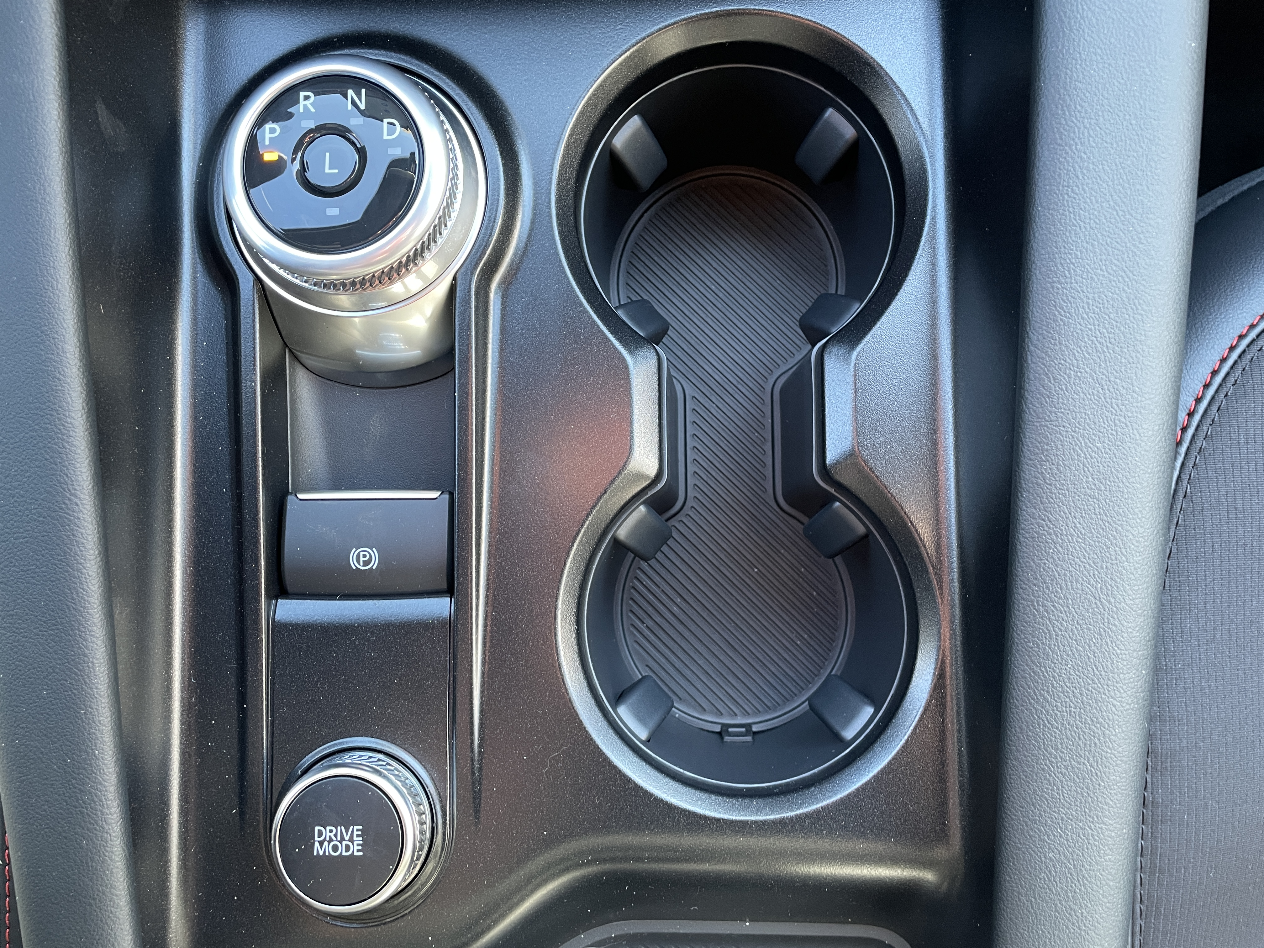 2027 Ford Explorer photo 27 of 35