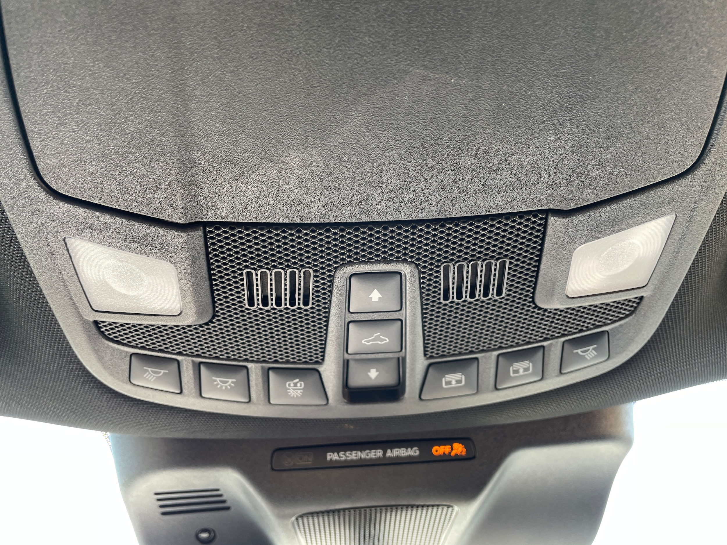 2024 Ford Expedition photo 31 of 33