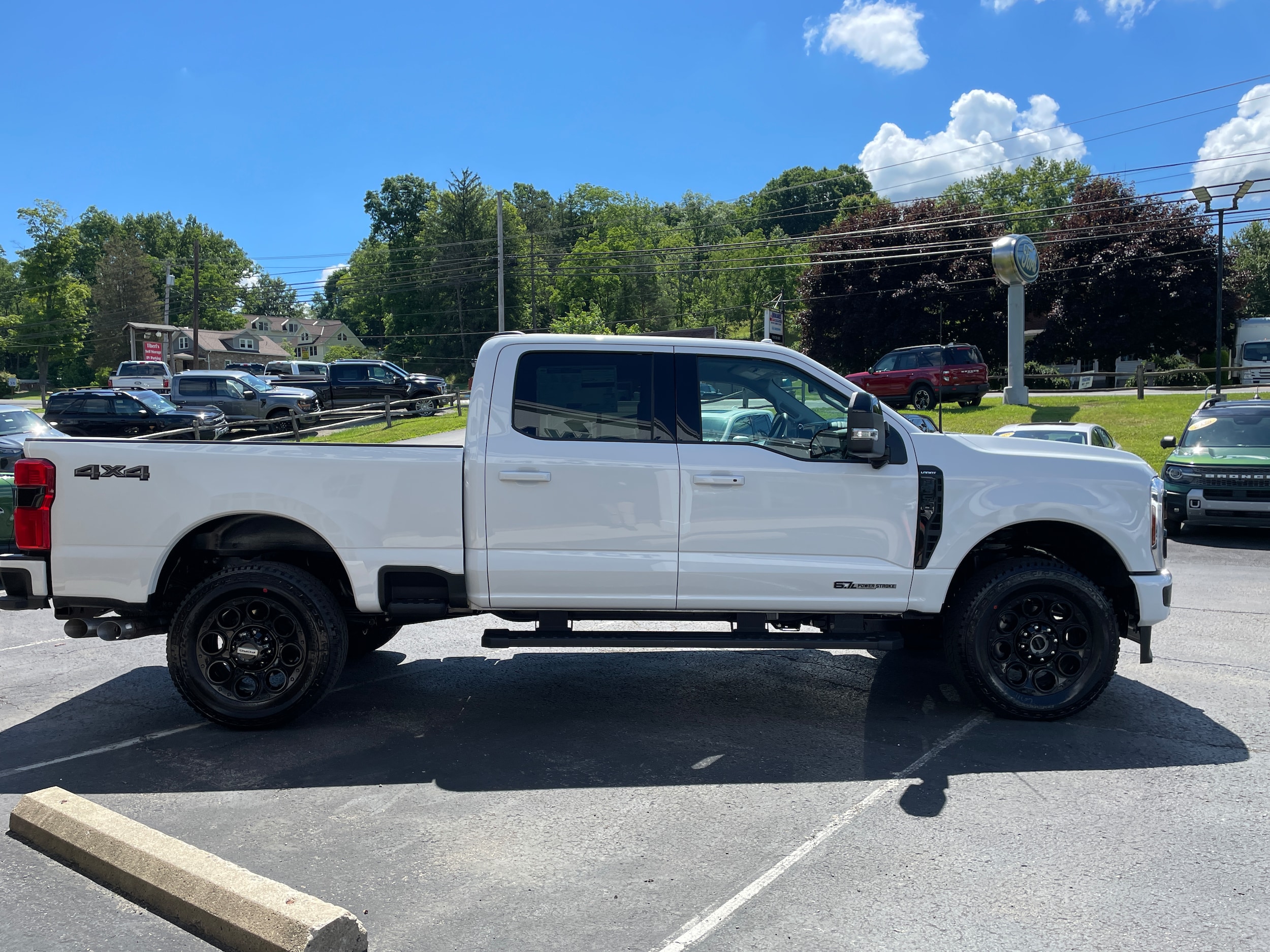 2026 Ford F-350 Pickup F-350&reg; Lariat&reg; Oxford White at Town & Country Ford