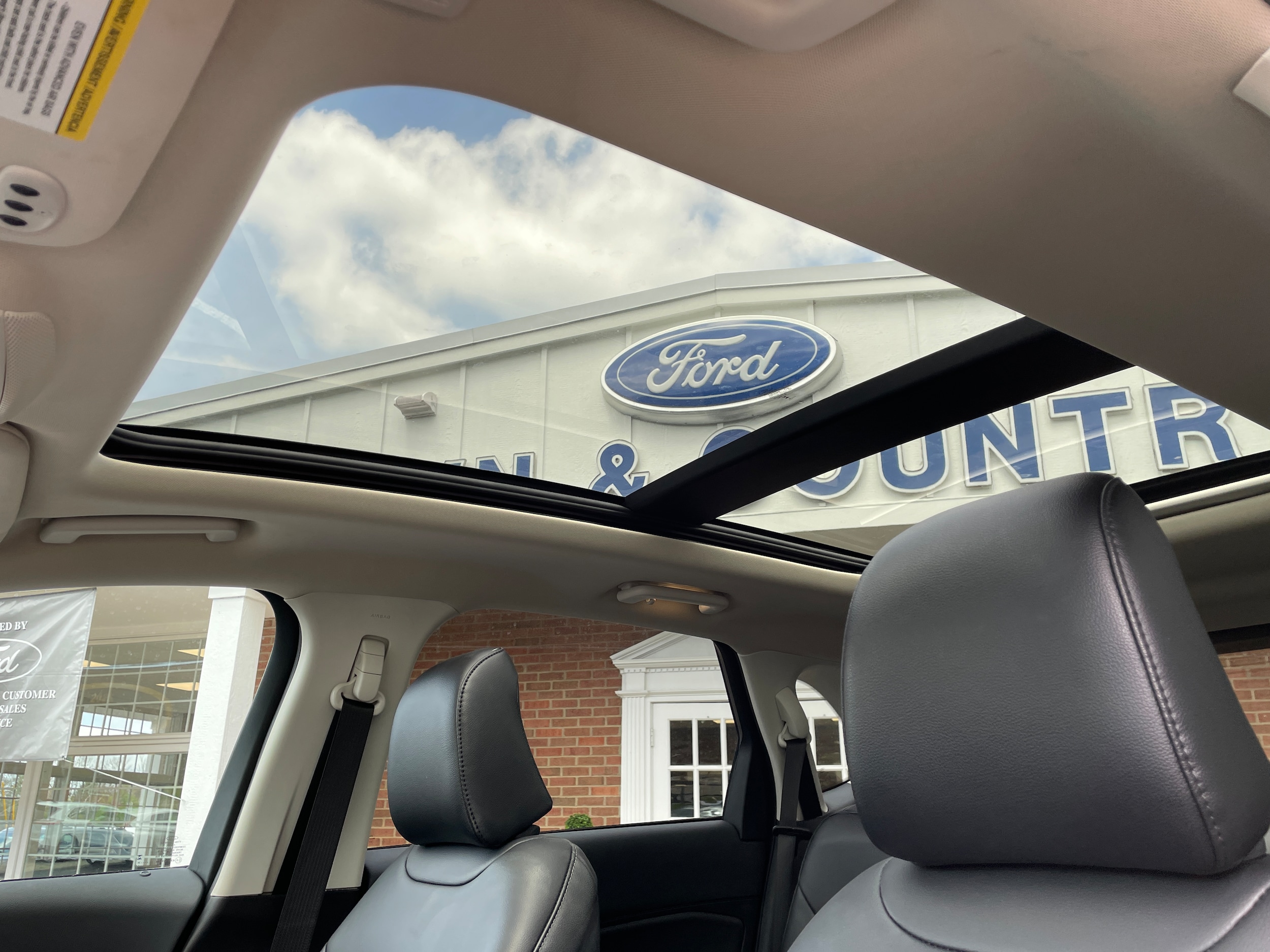 2024 Ford Edge SEL AWD Agate Black Metallic at Solomon Chevrolet