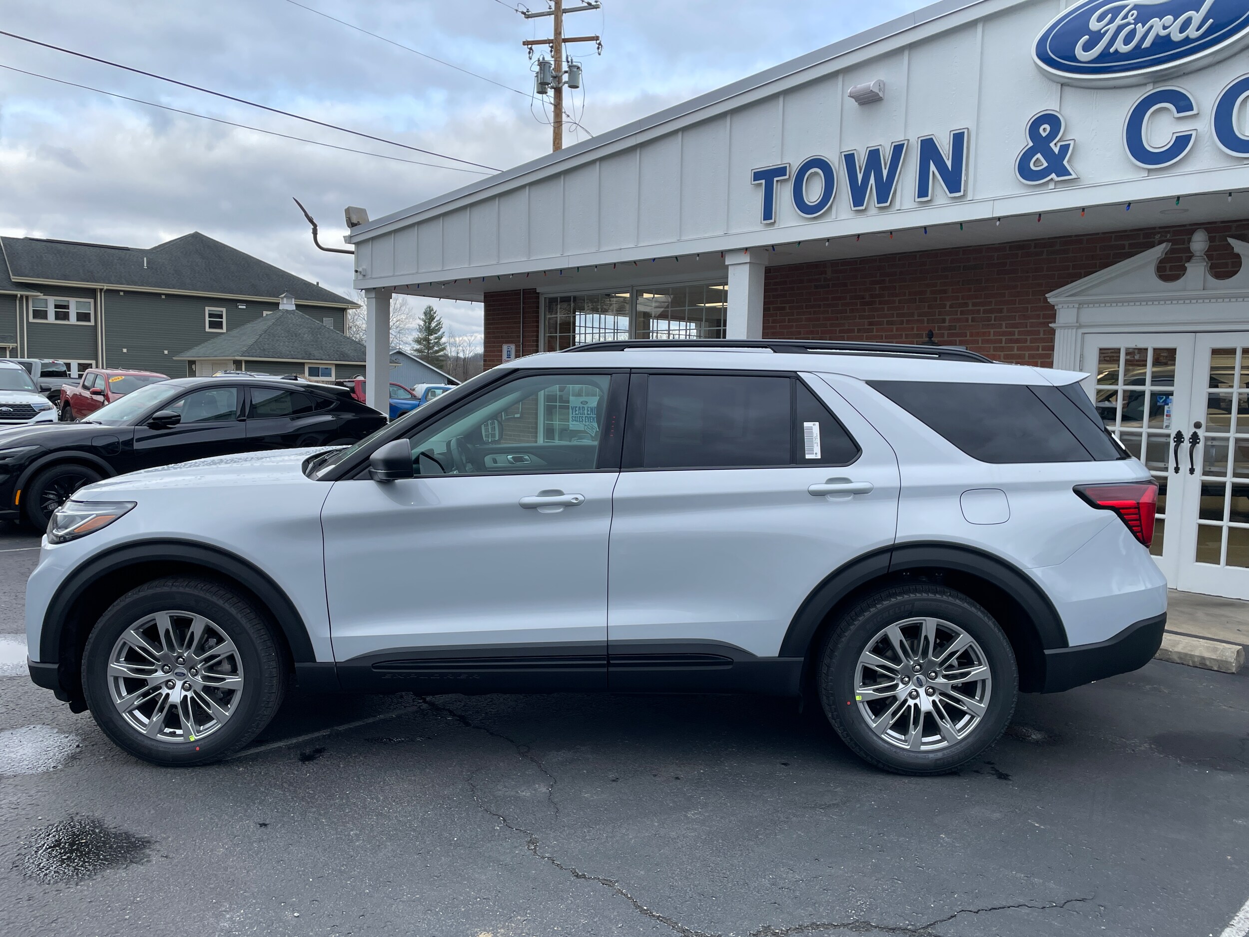 2026 Ford Explorer Active - 1