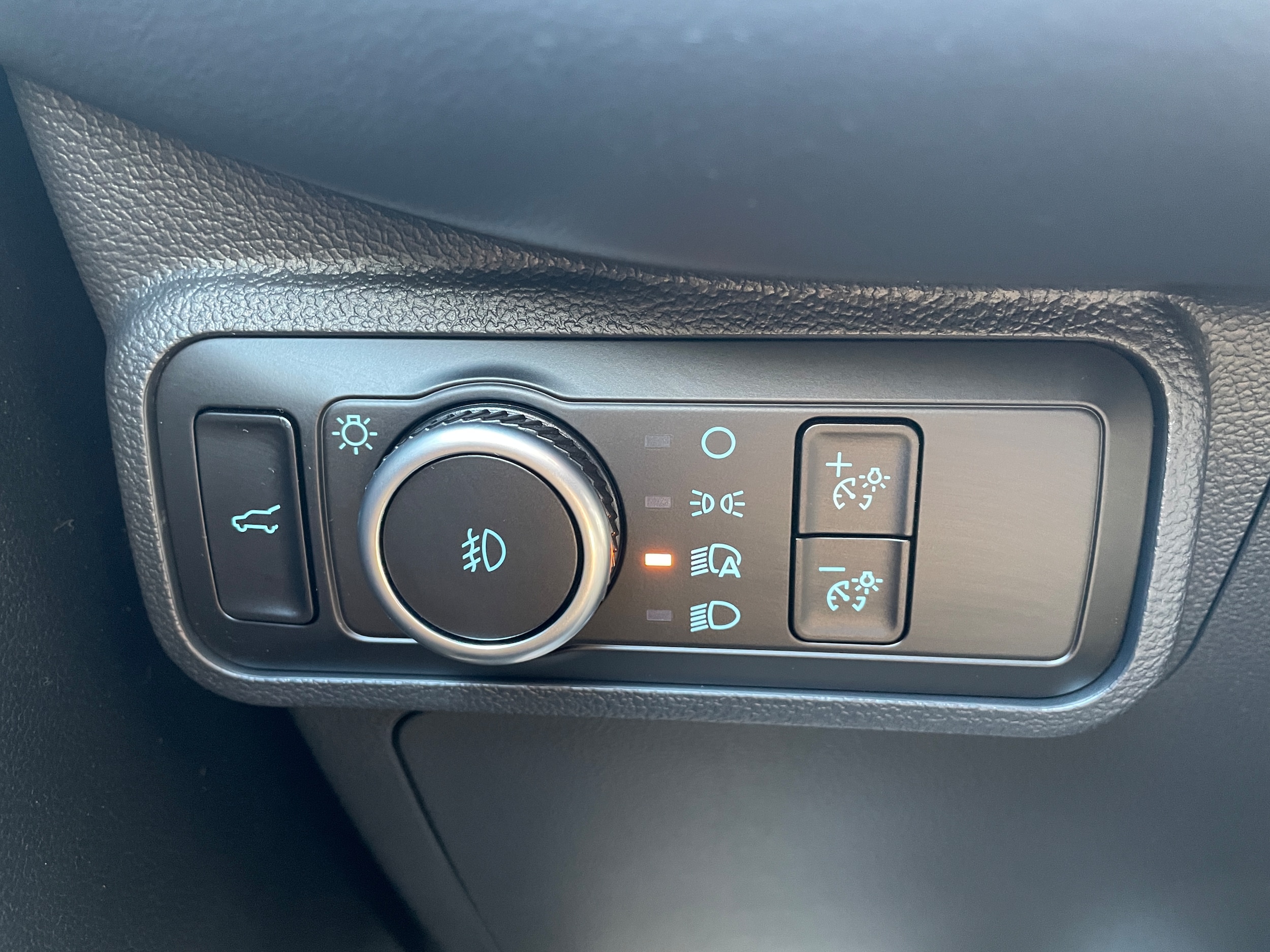 2026 Ford Explorer photo 18 of 28