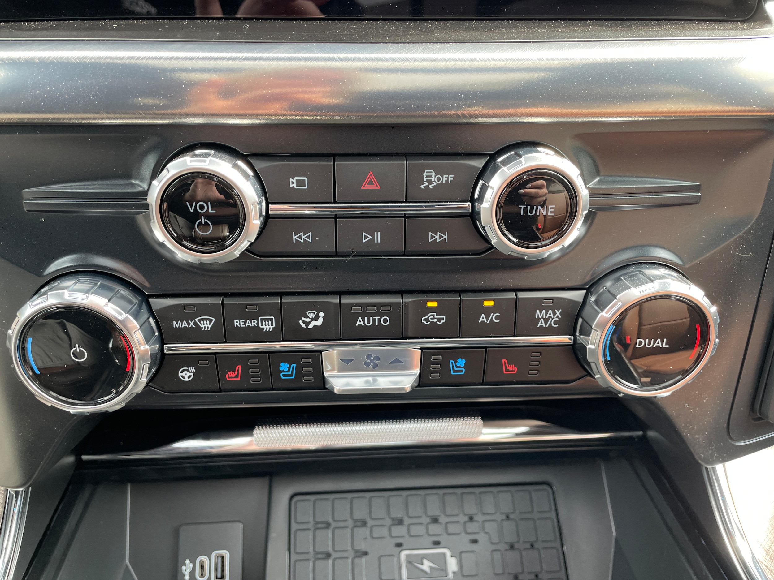 2026 Ford F-150 King Ranch&reg; Agate Black Metallic at Washington Ford