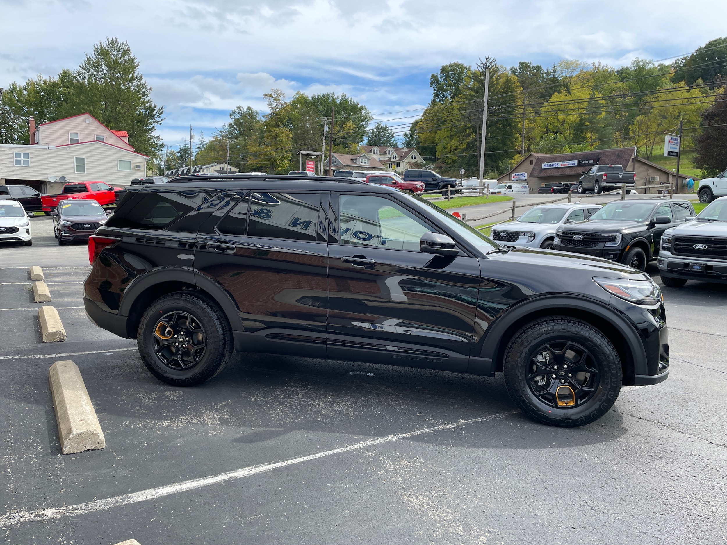 2027 Ford Explorer photo 11 of 53