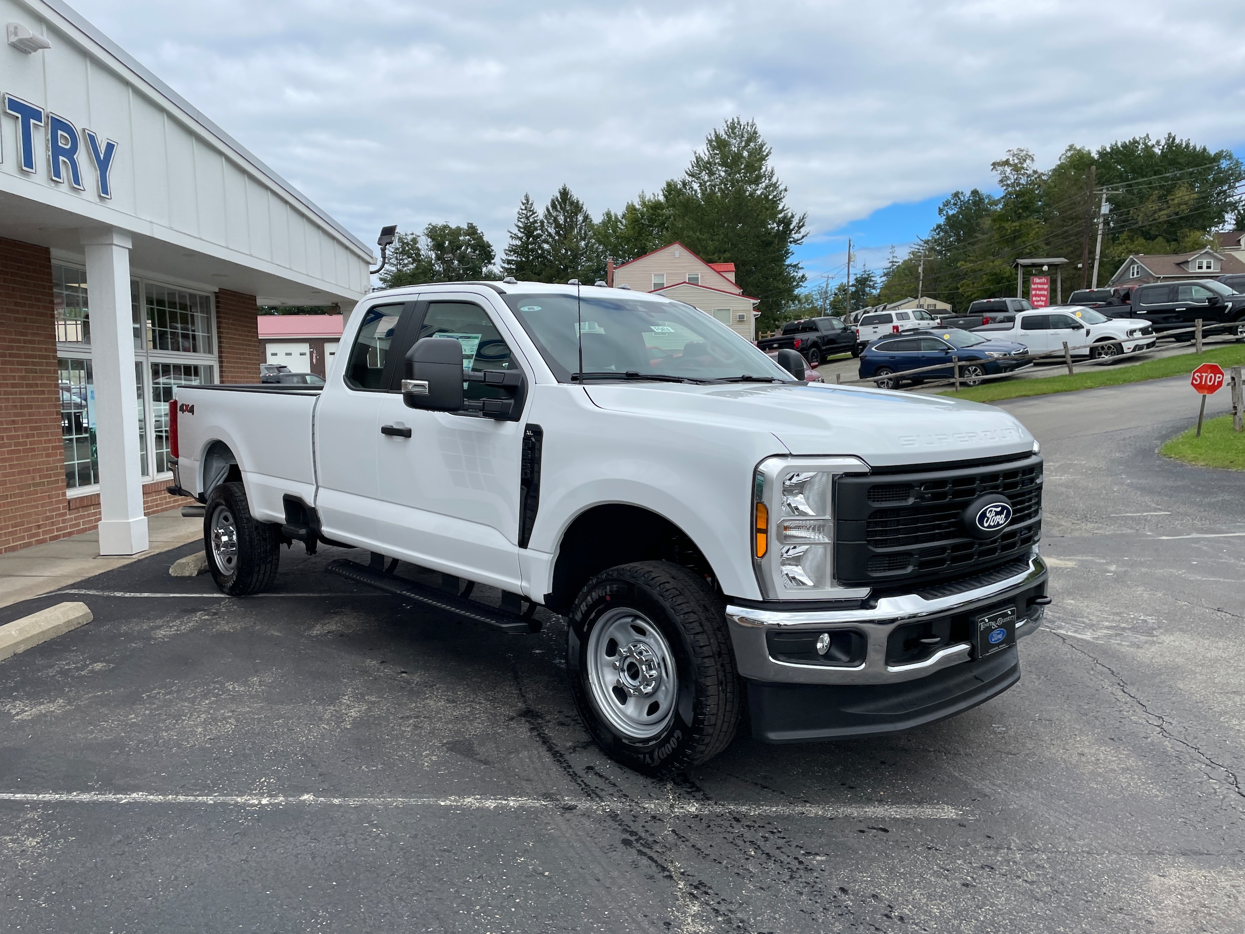 2027 Ford F-350 Pickup F-350&reg; XL Oxford White at Town & Country Ford