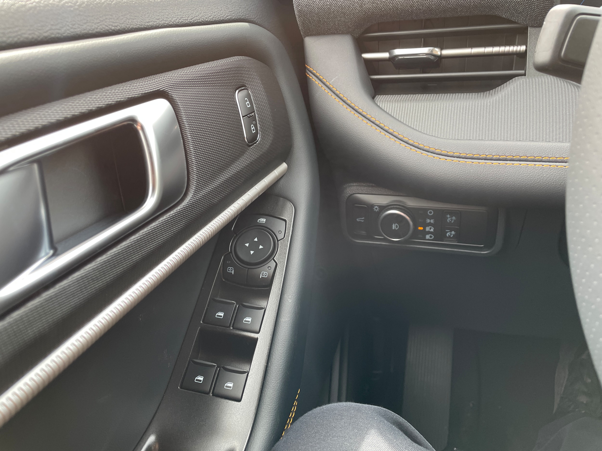 2027 Ford Explorer photo 44 of 53