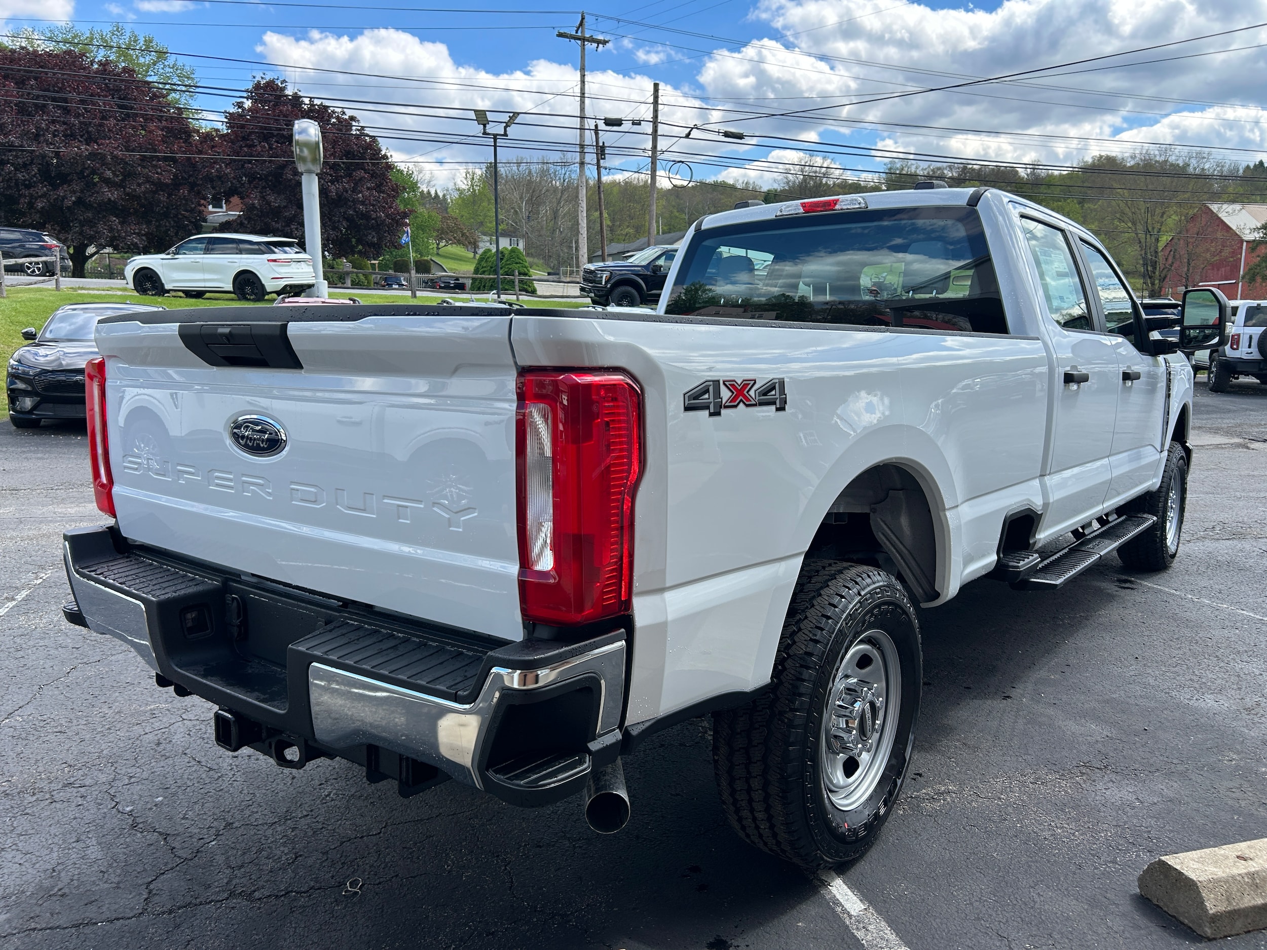 2026 Ford Super Duty F-350&reg; XL Oxford White at Town & Country Ford