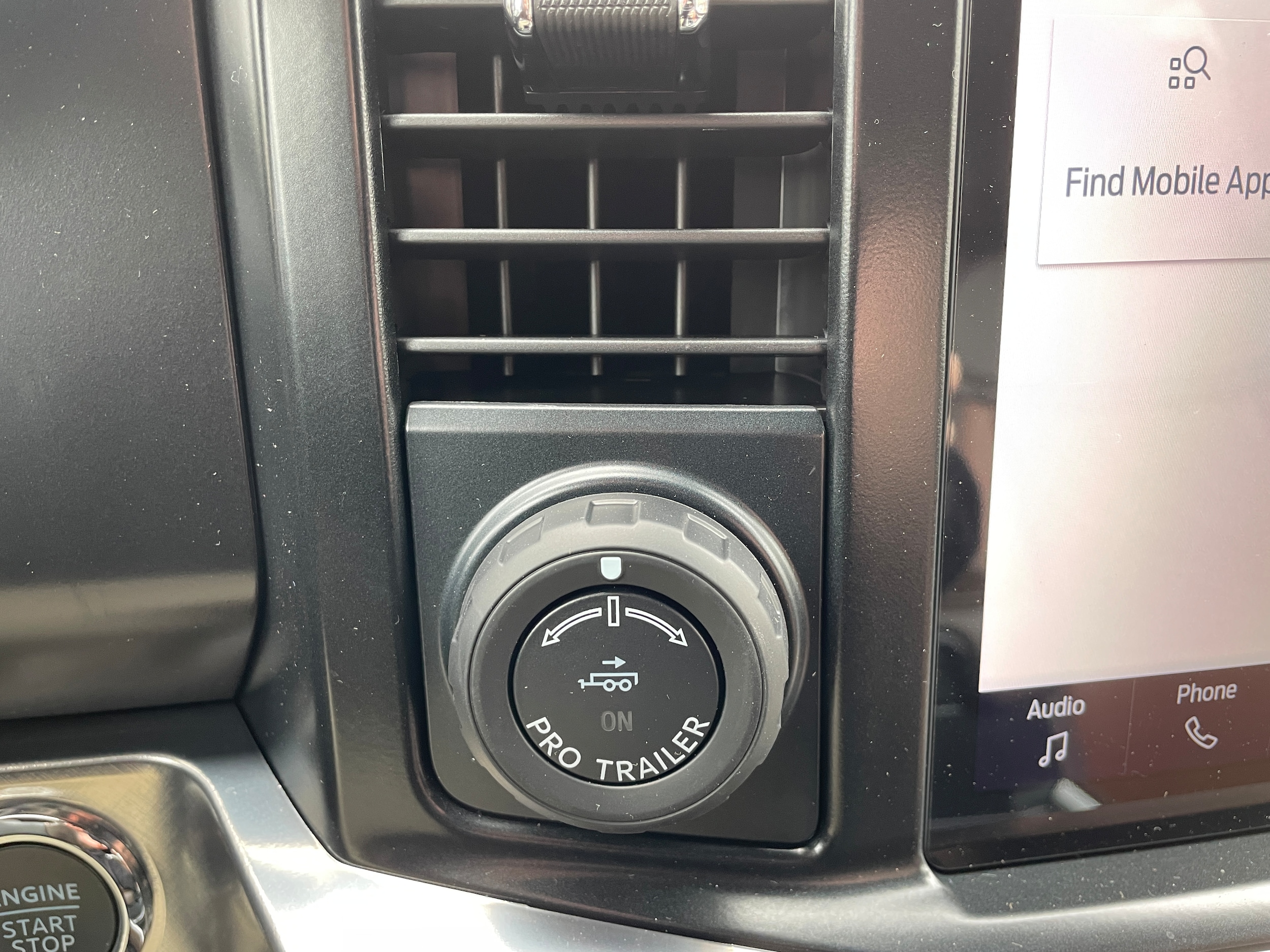 2026 Ford F-250 Pickup F-250&reg; King Ranch&reg; Agate Black Metallic at Town & Country Ford