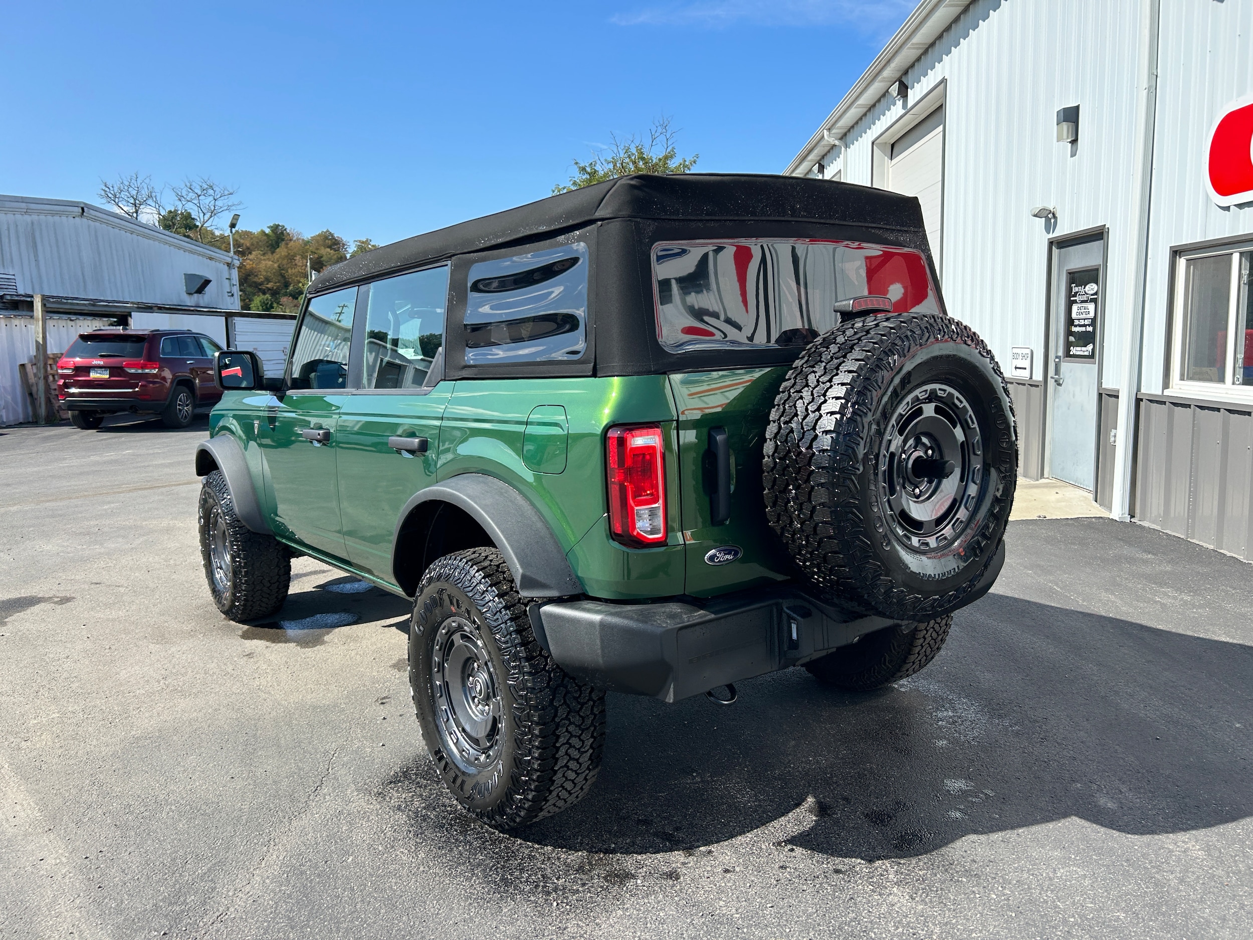 2025 Ford Bronco Base Eruption Green Metallic at Town & Country Ford