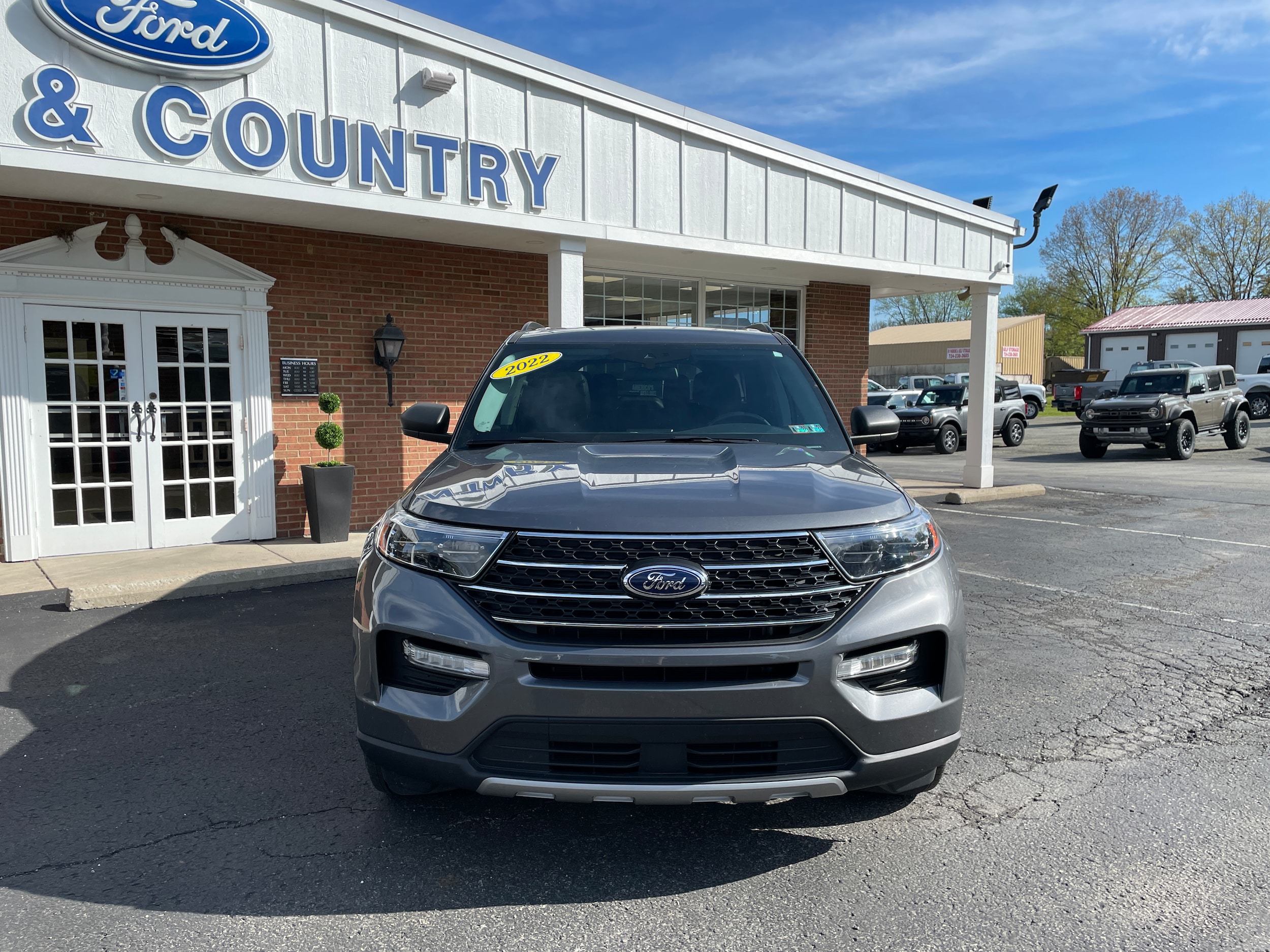 2022 Ford Explorer XLT - 1