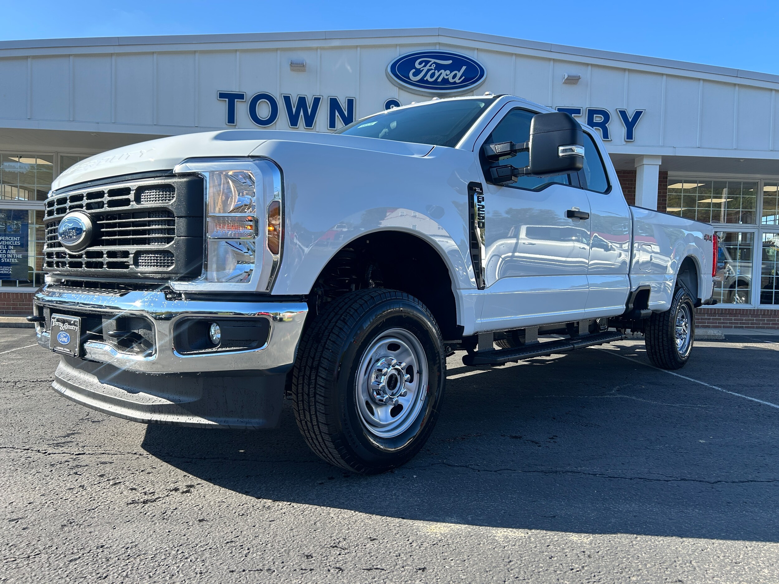2026 Ford F-250 XL photo 3