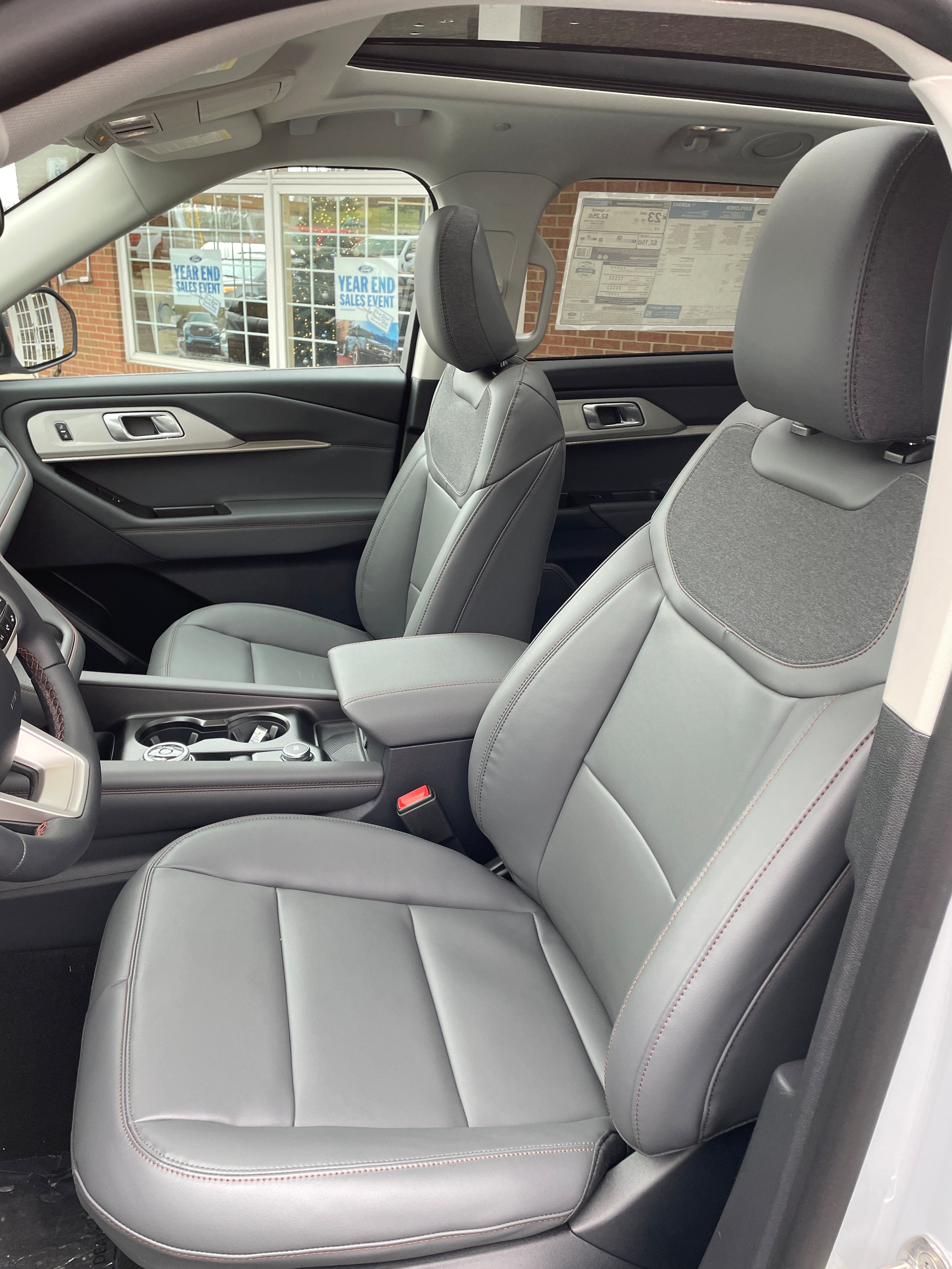 2026 Ford Explorer Active Space White Metallic at Town & Country Ford