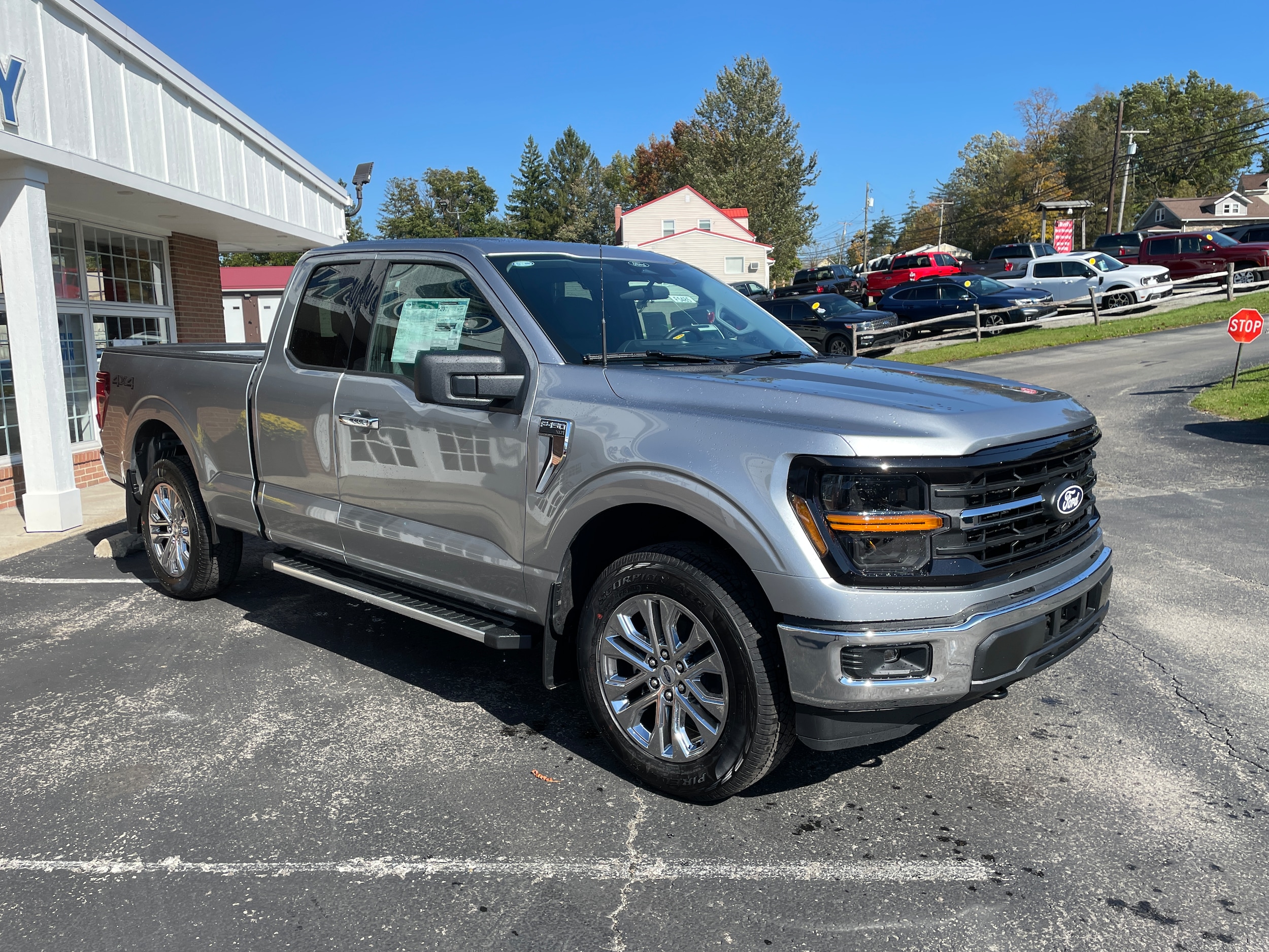 2026 Ford F-150 photo 3 of 33
