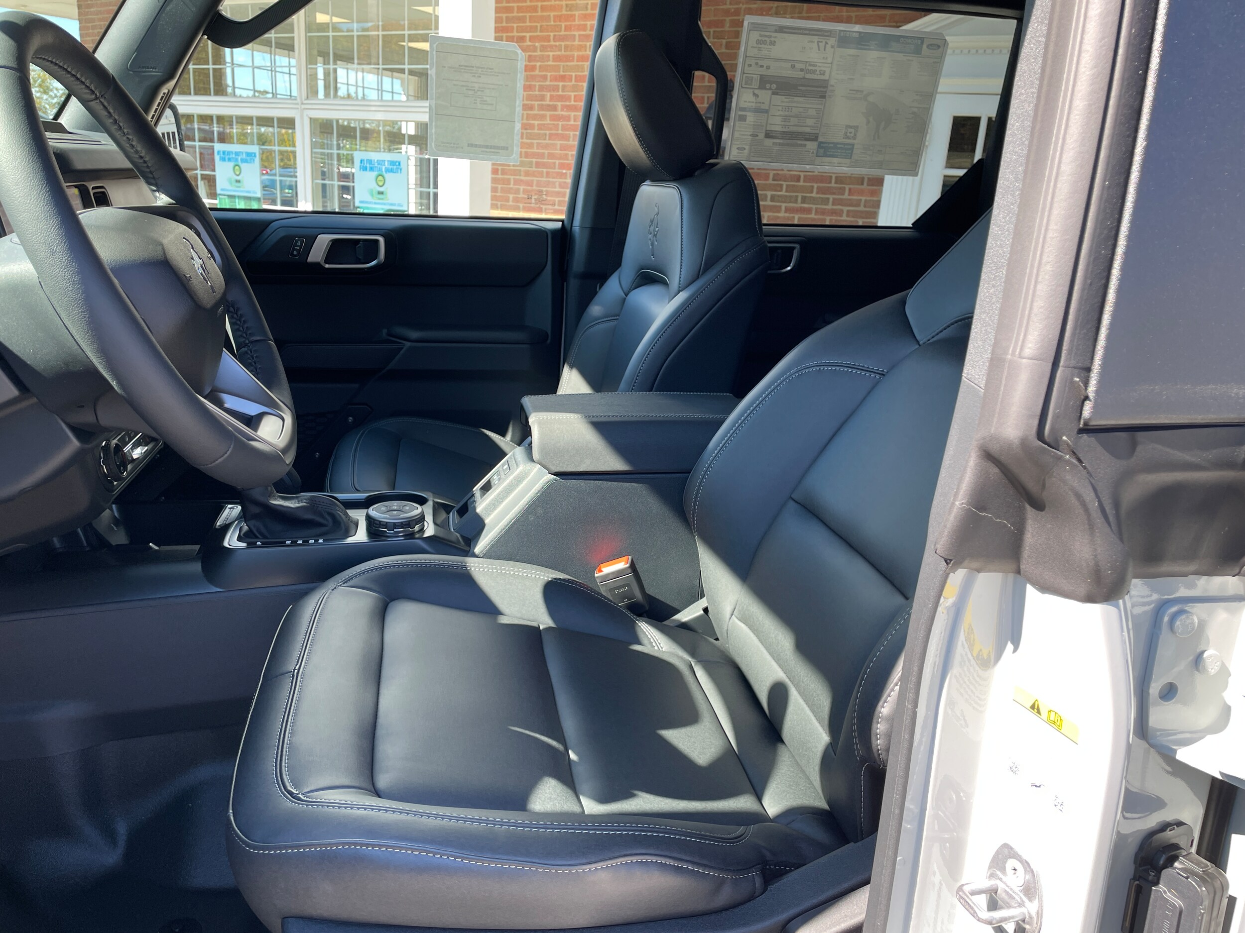 2026 Ford Bronco photo 12 of 33