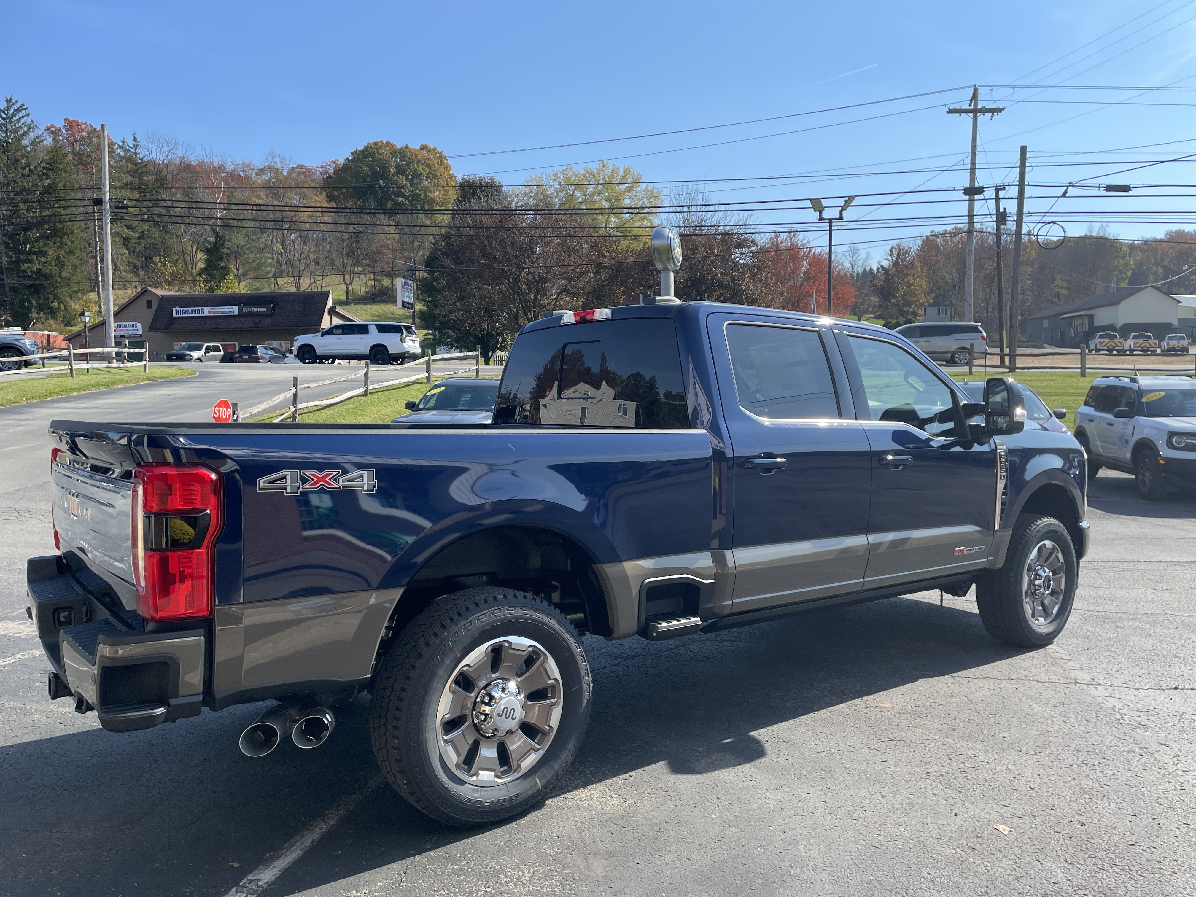 2027 Ford F-350 Pickup photo 5 of 38