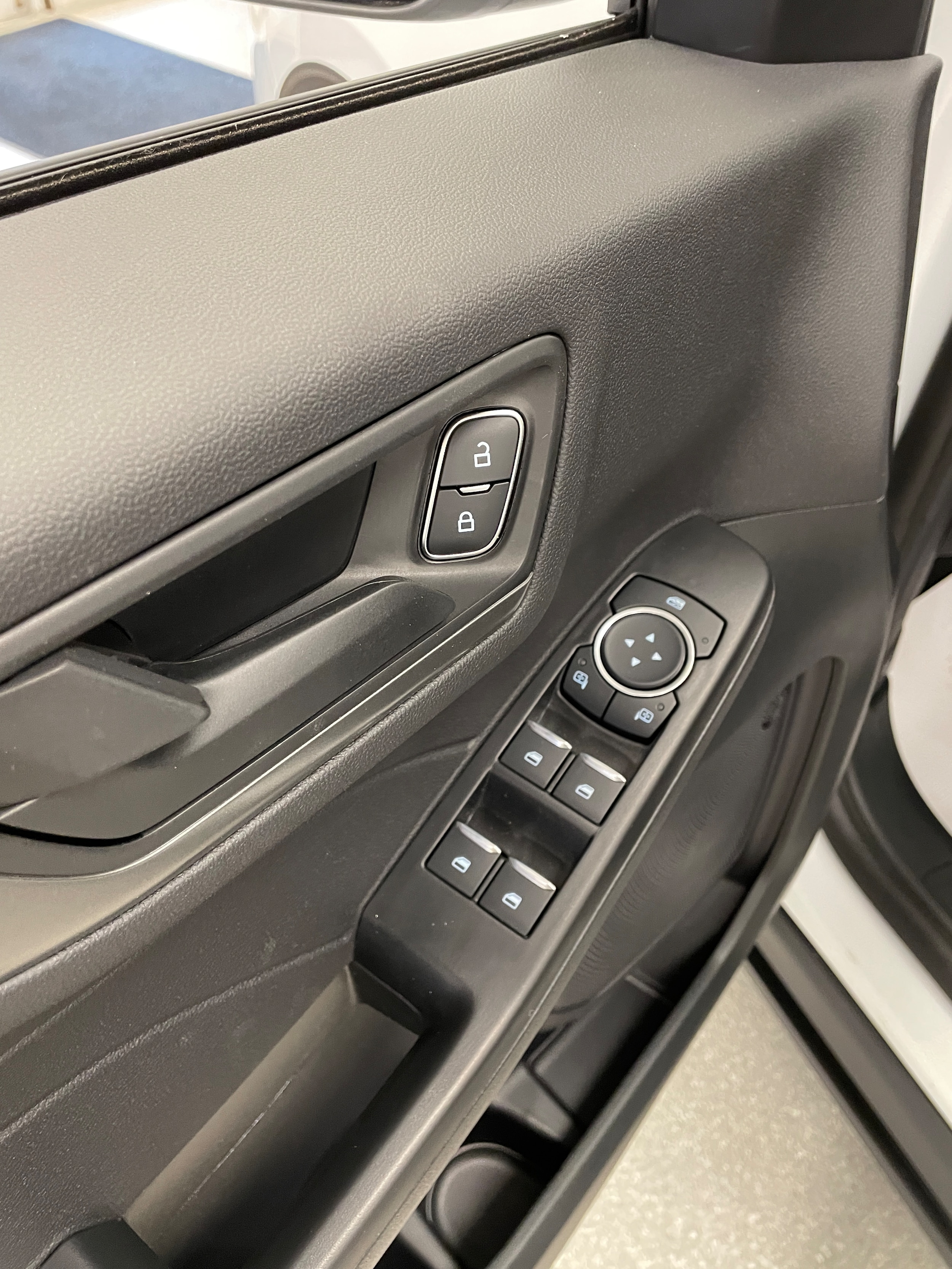 2026 Ford Escape Active Oxford White at Town & Country Ford