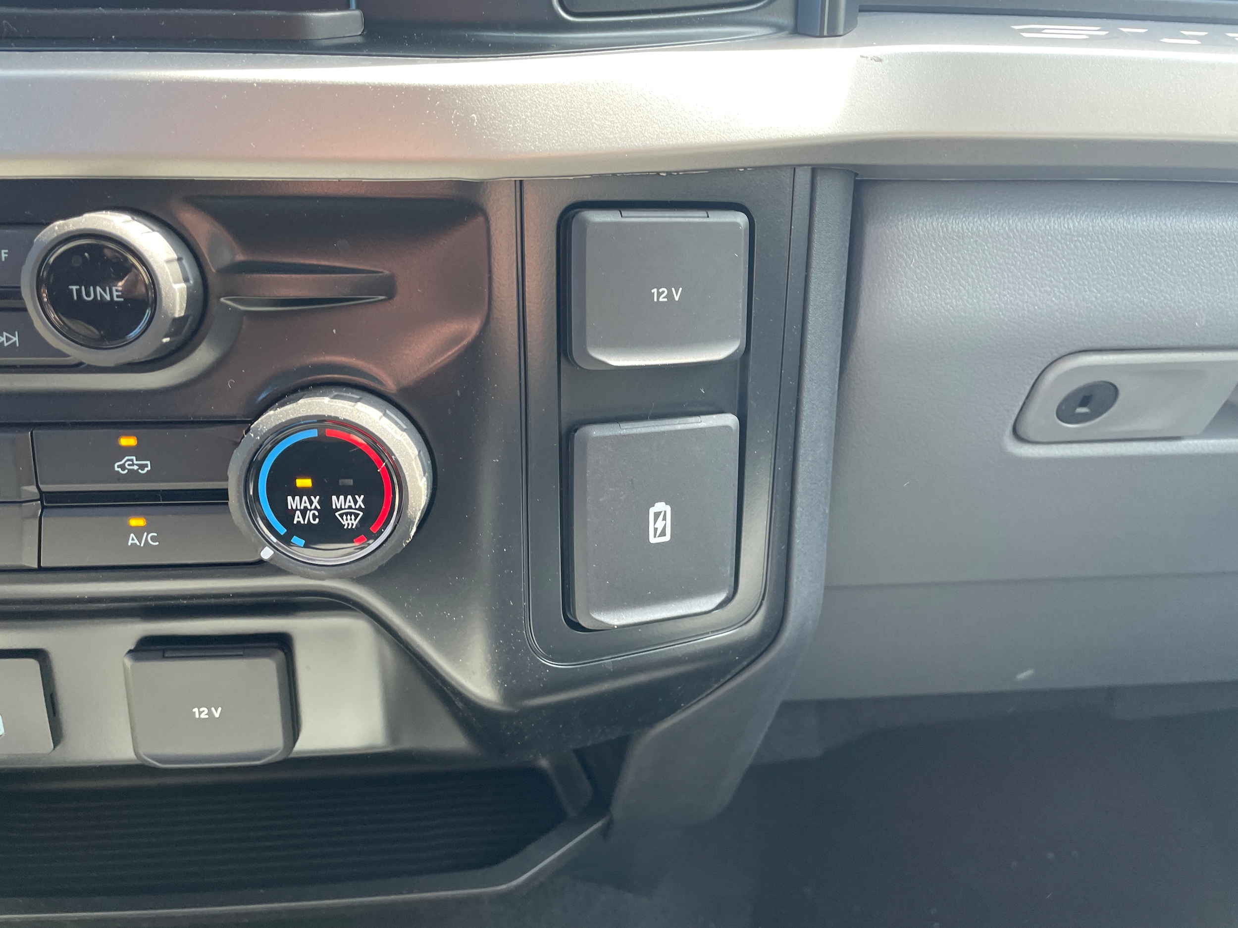 2026 Ford F-350 Pickup F-350&reg; XL Oxford White at Town & Country Ford