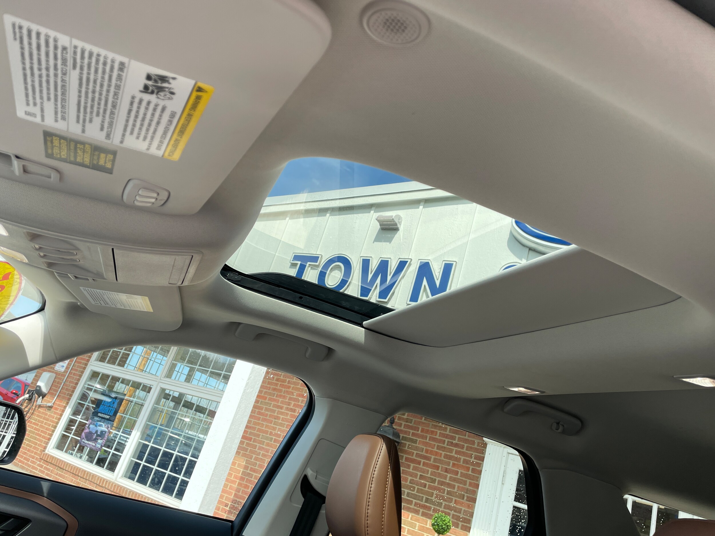 2025 Ford Bronco Sport Outer Banks 4X4 Eruption Green Metallic at Town & Country Ford