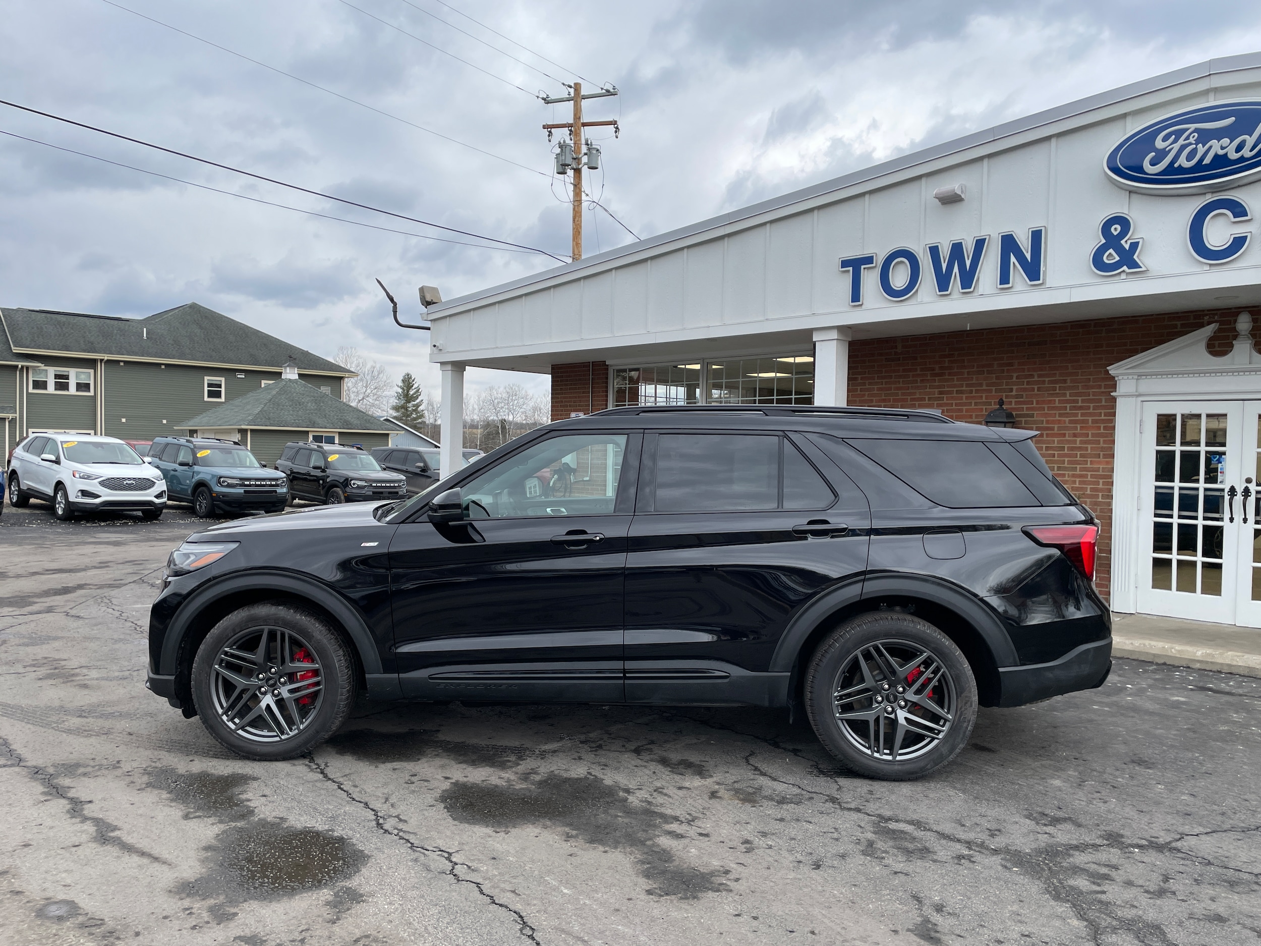 2026 Ford Explorer ST-Line - 7