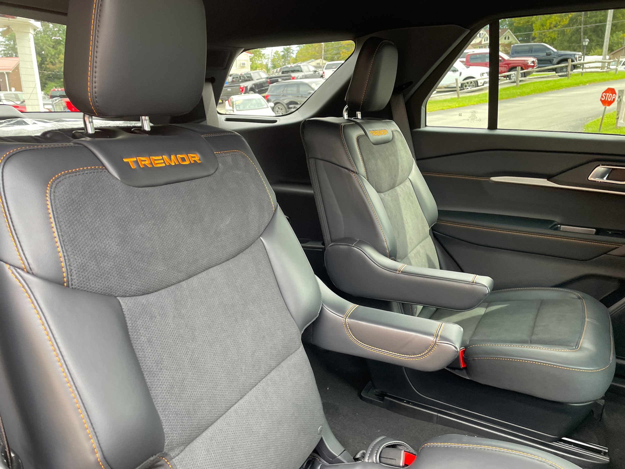 2027 Ford Explorer photo 26 of 53