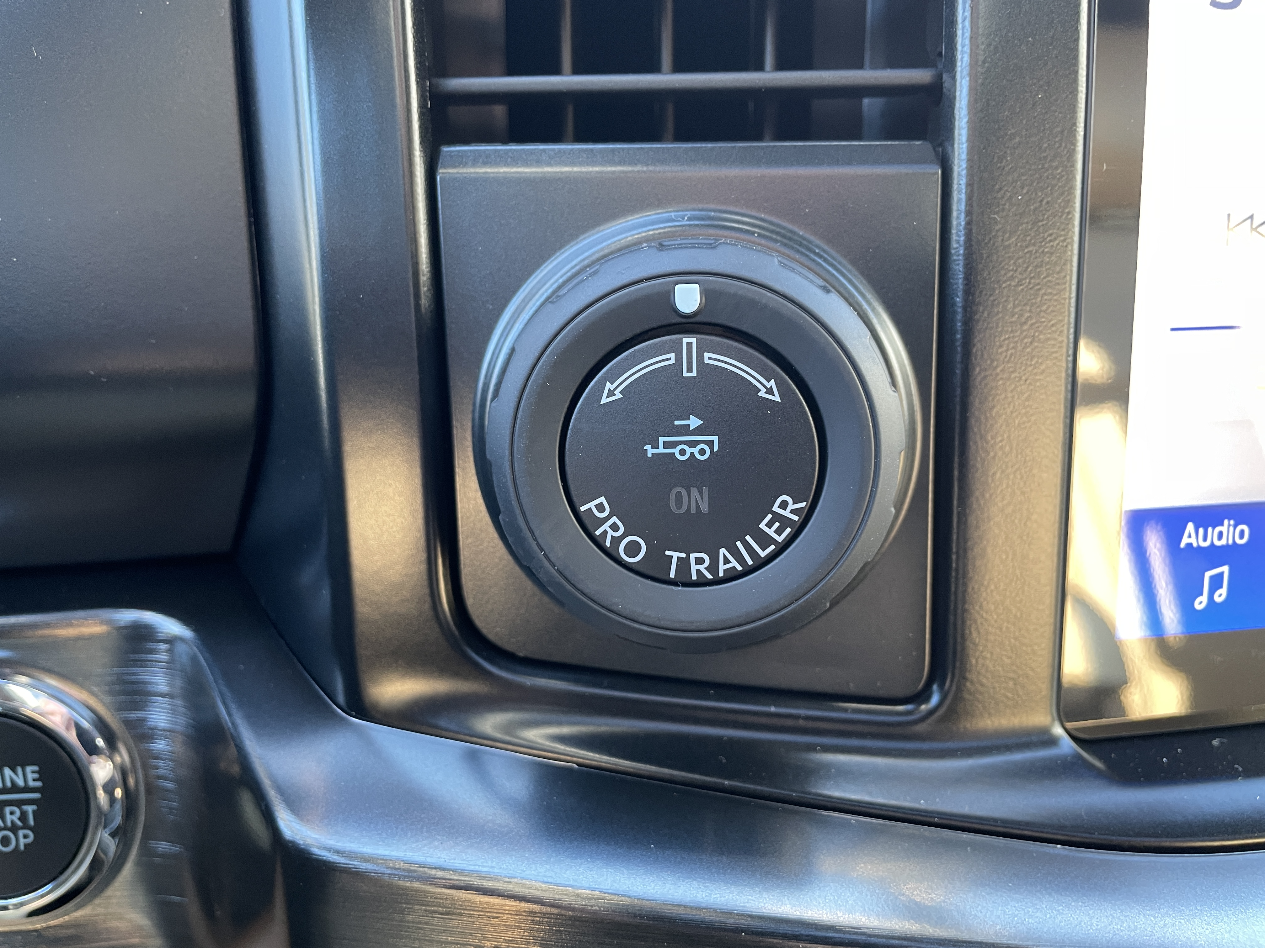 2027 Ford Super Duty photo 23 of 39