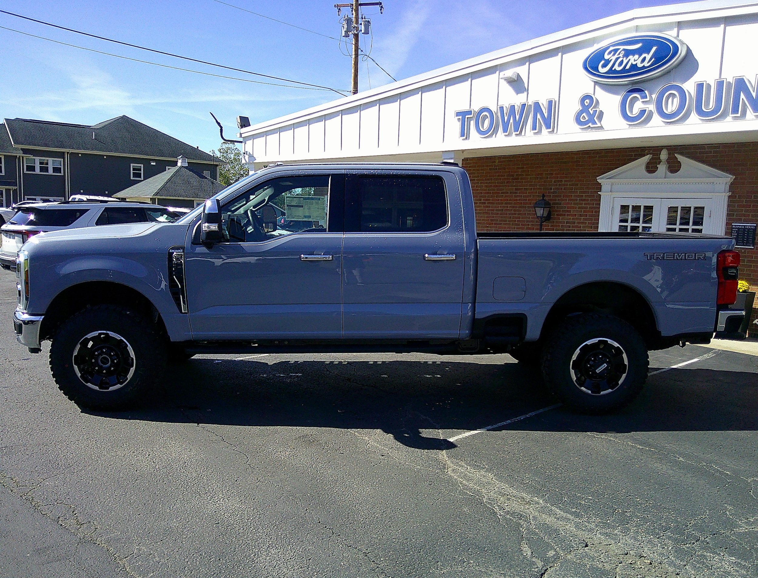 2026 Ford F-250 King Ranch photo 2