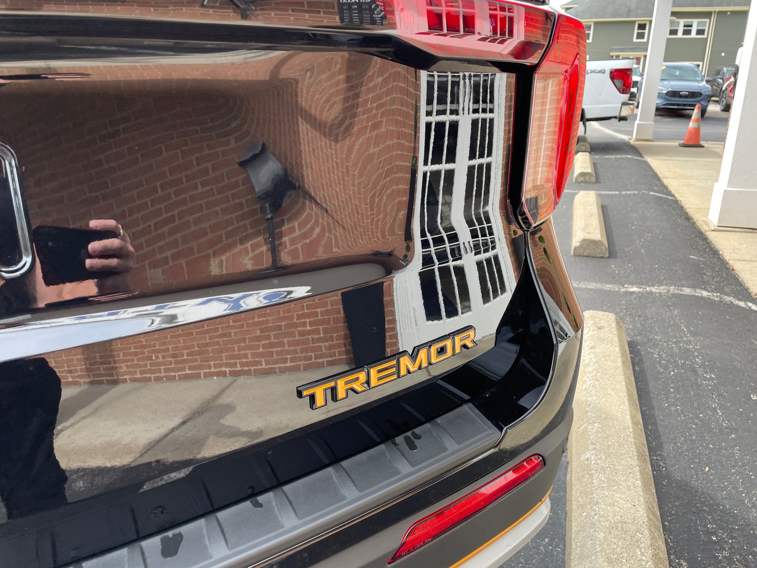 2027 Ford Explorer photo 21 of 53