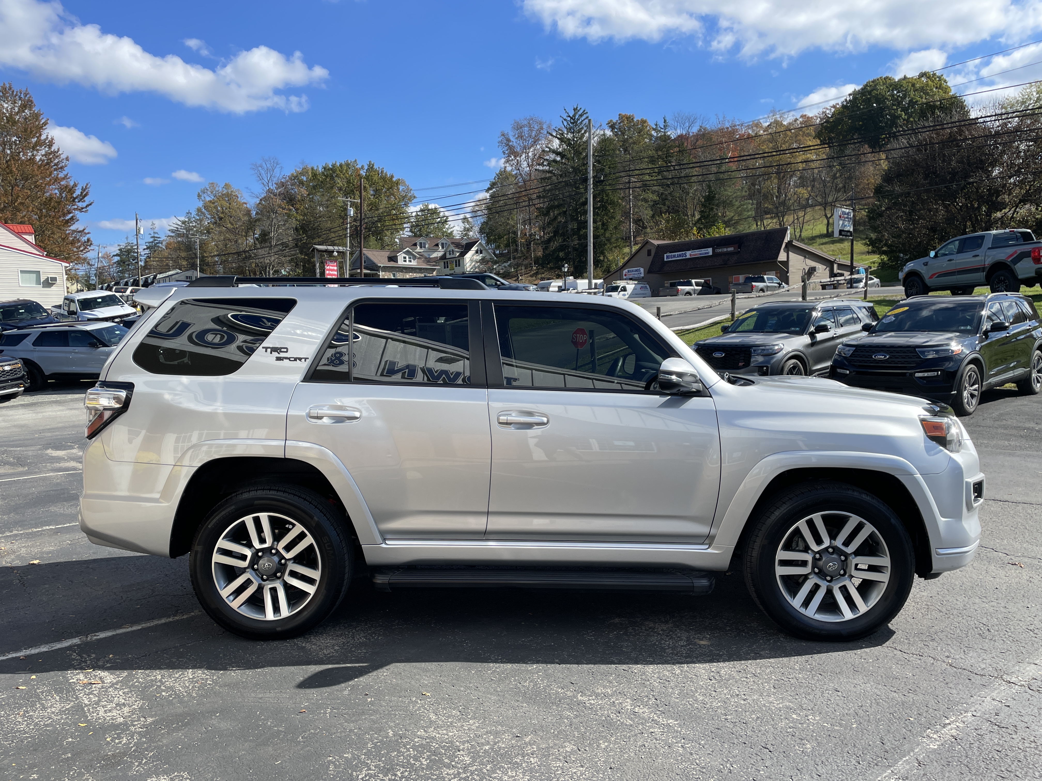 2023 Toyota 4Runner photo 4 of 25