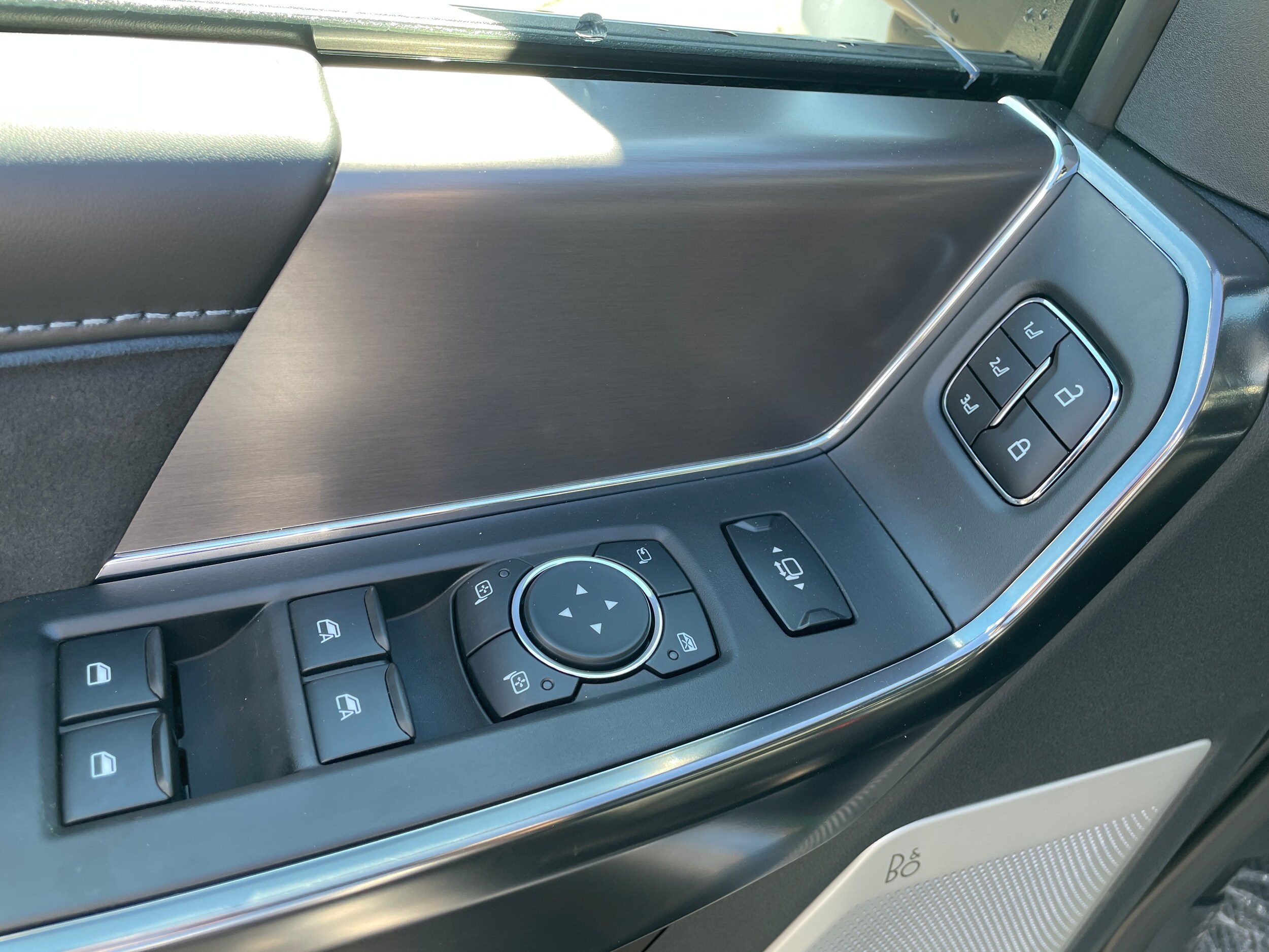 2027 Ford F-250 Pickup photo 17 of 43